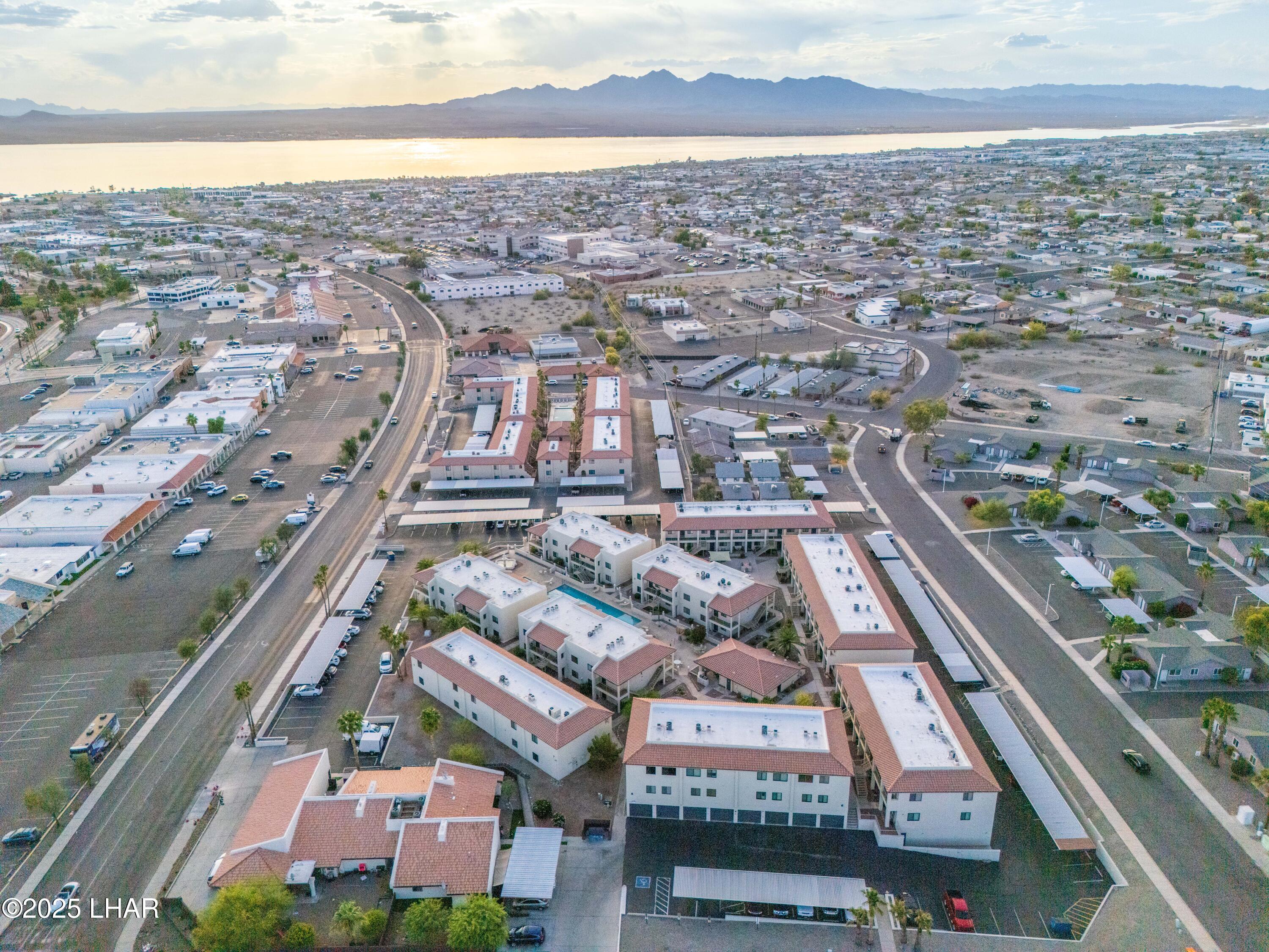 1989 Mesquite Ave 17