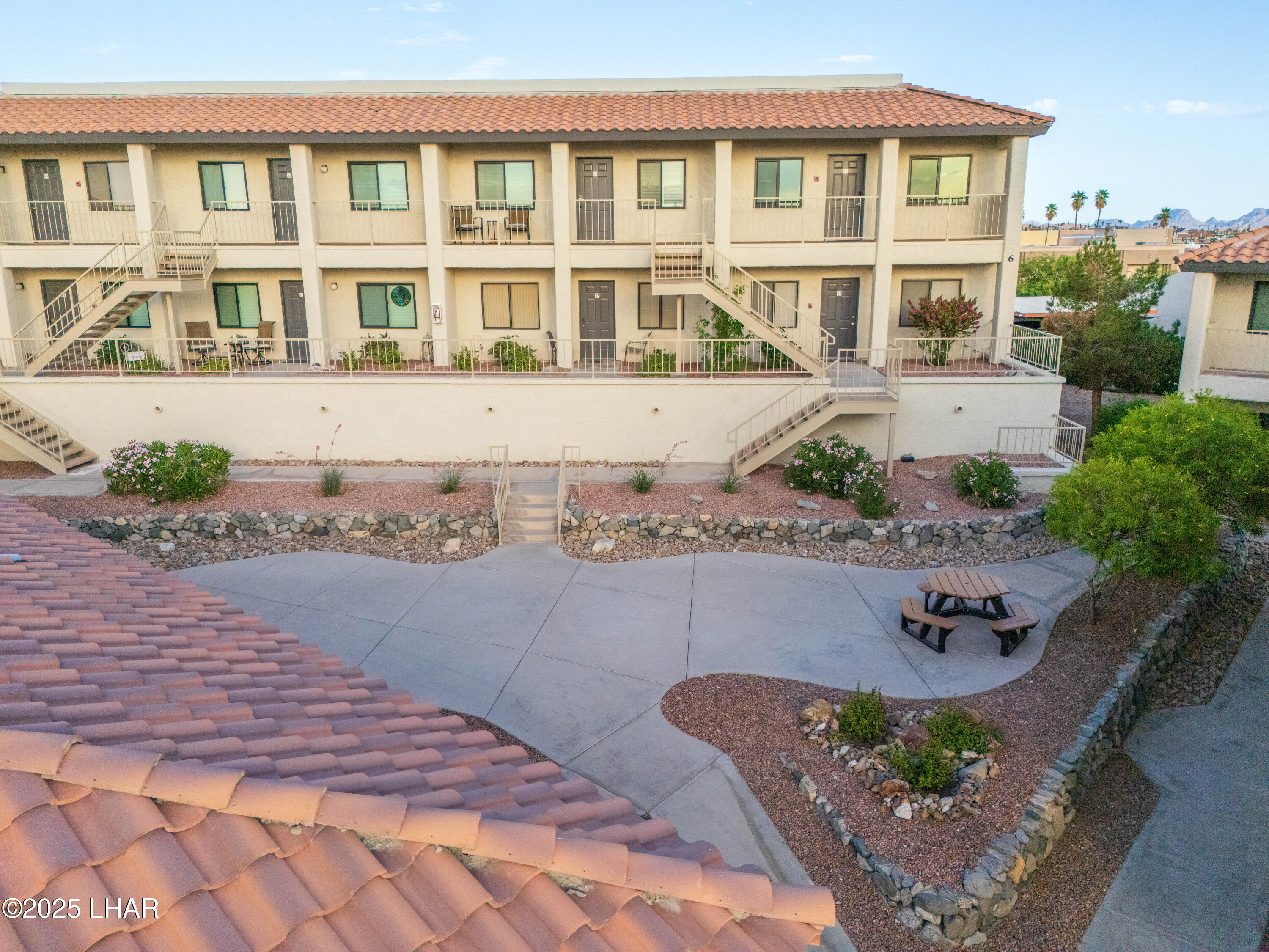 1989 Mesquite Ave 17