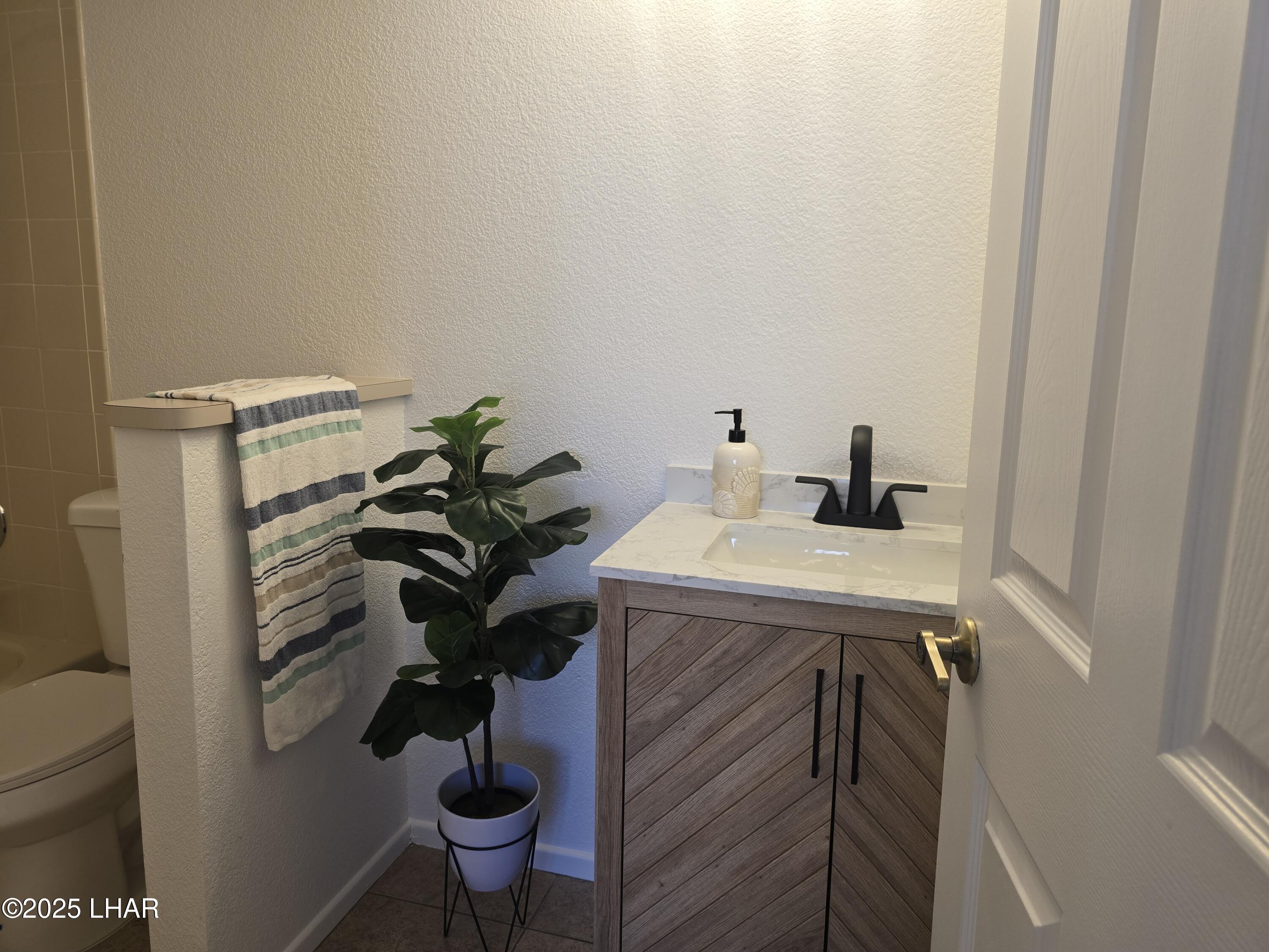 1989 Mesquite Ave 17