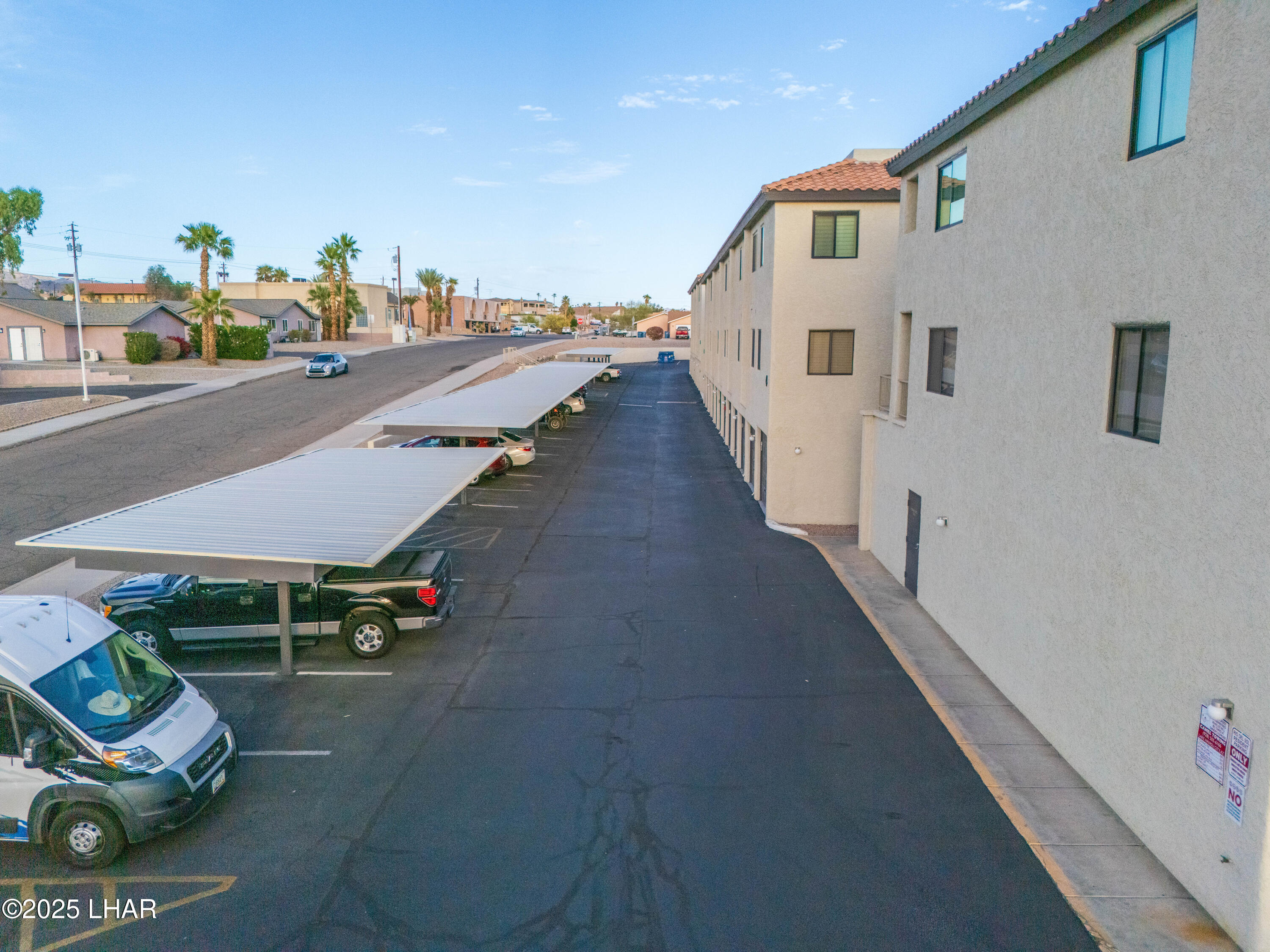 1989 Mesquite Ave 17