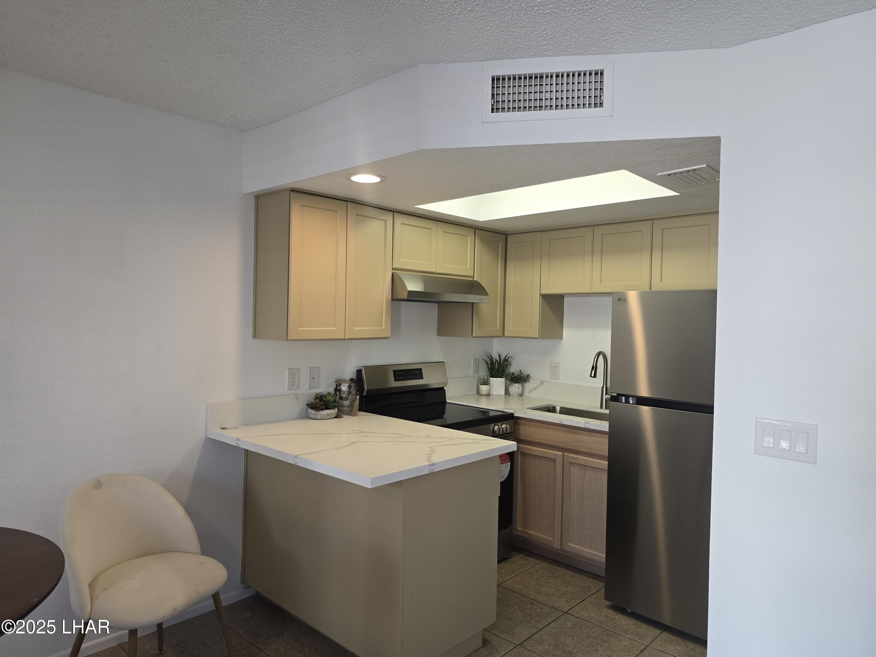 1989 Mesquite Ave 17