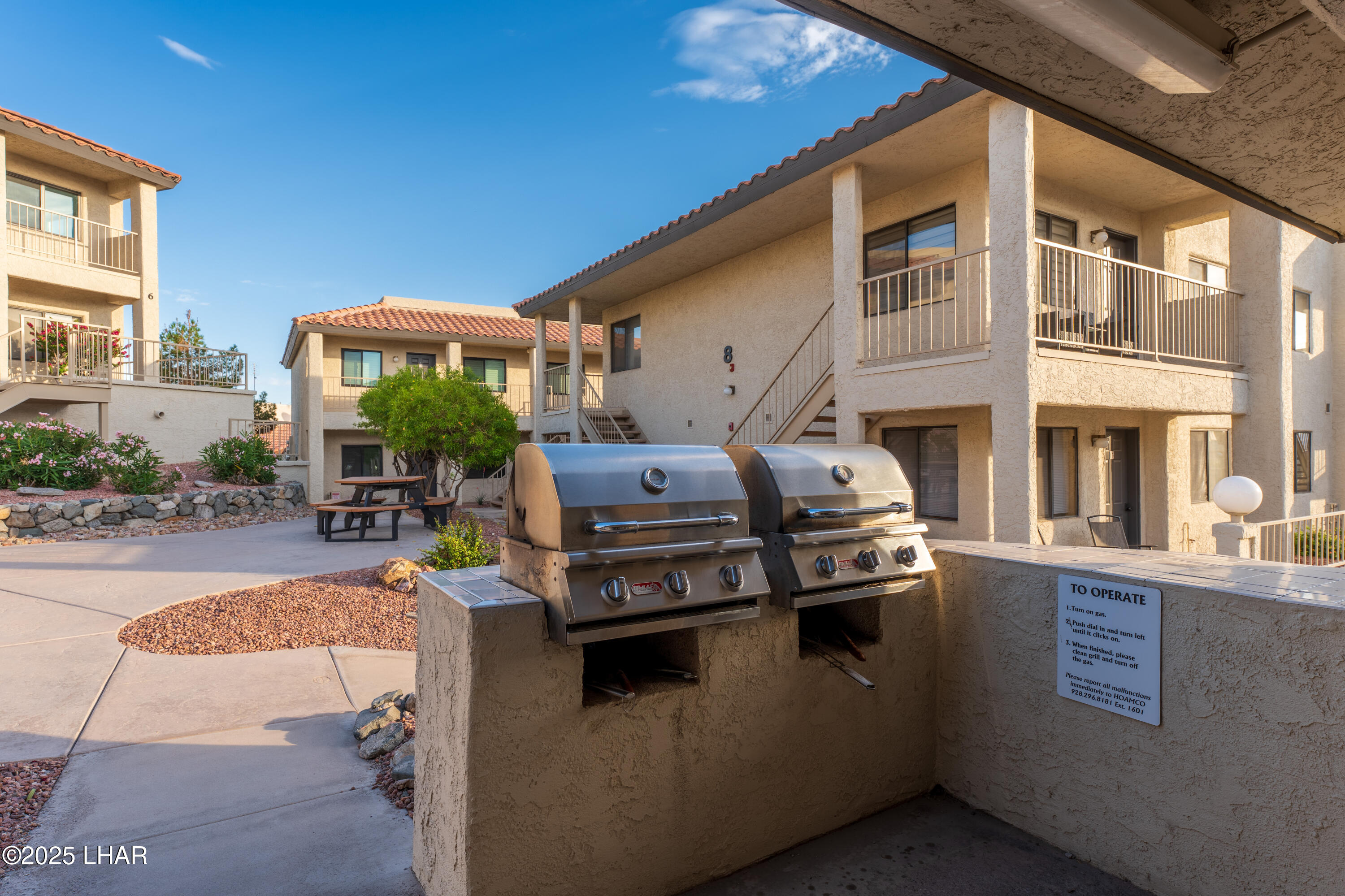 1989 Mesquite Ave 17