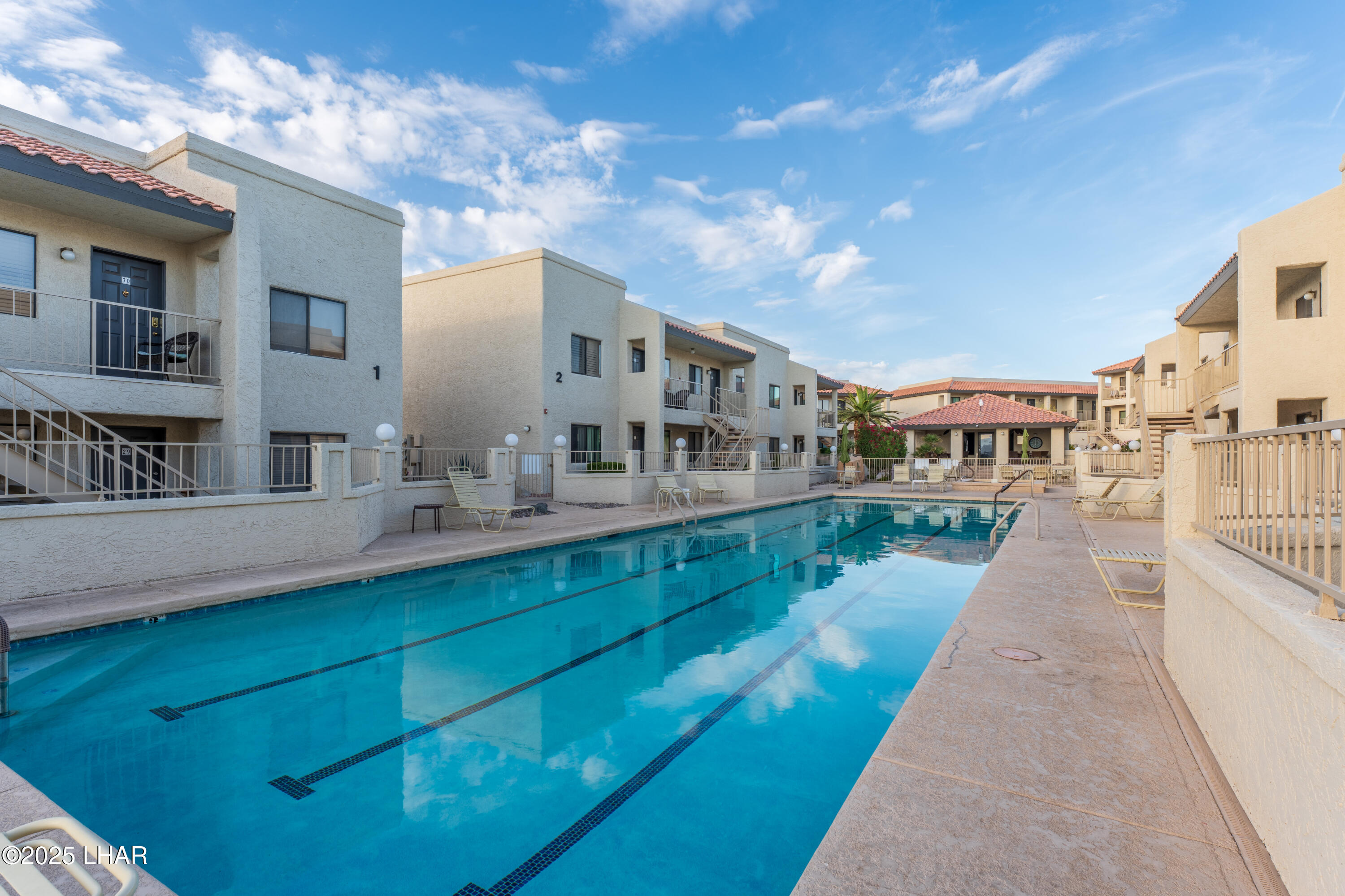 1989 Mesquite Ave 17