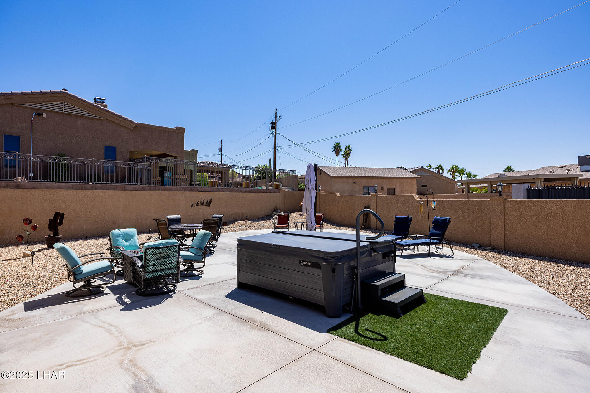 2554 Beverly Glen Dr