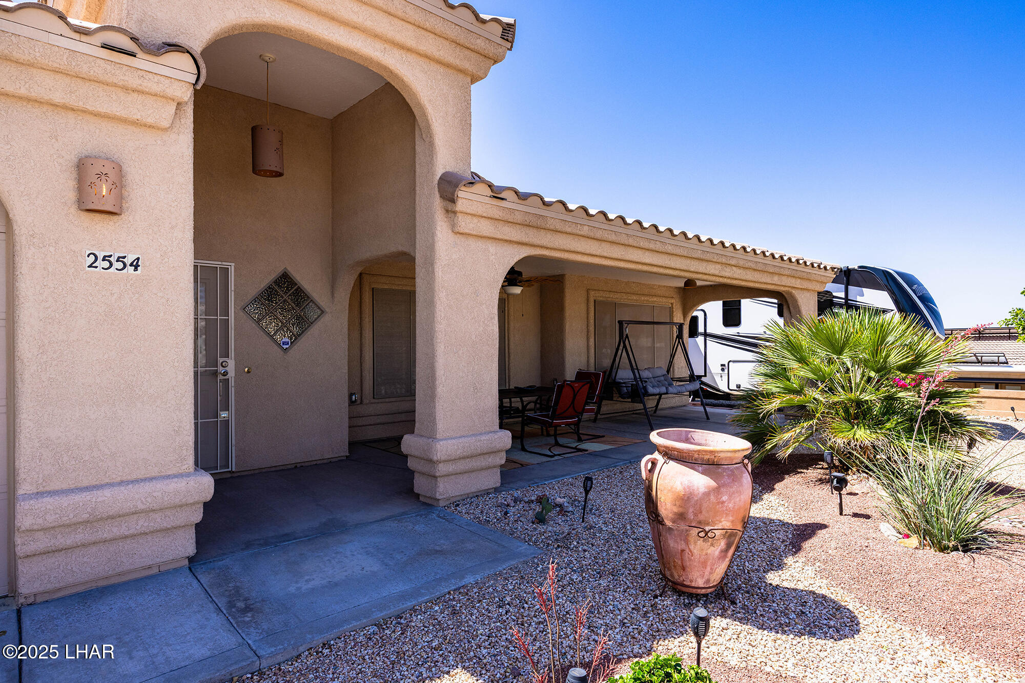 2554 Beverly Glen Dr