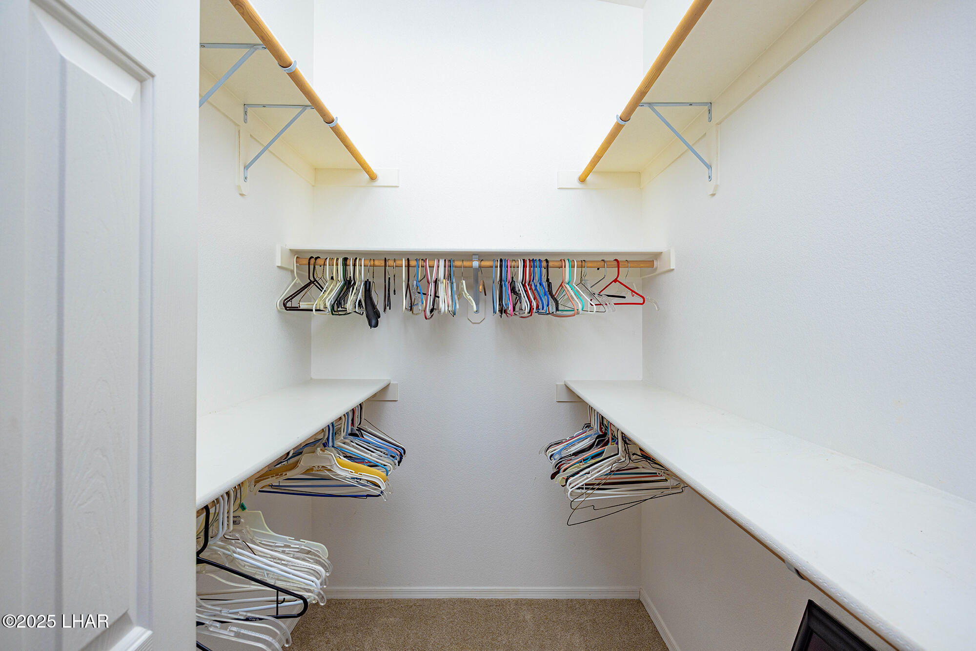 2554 Beverly Glen Dr