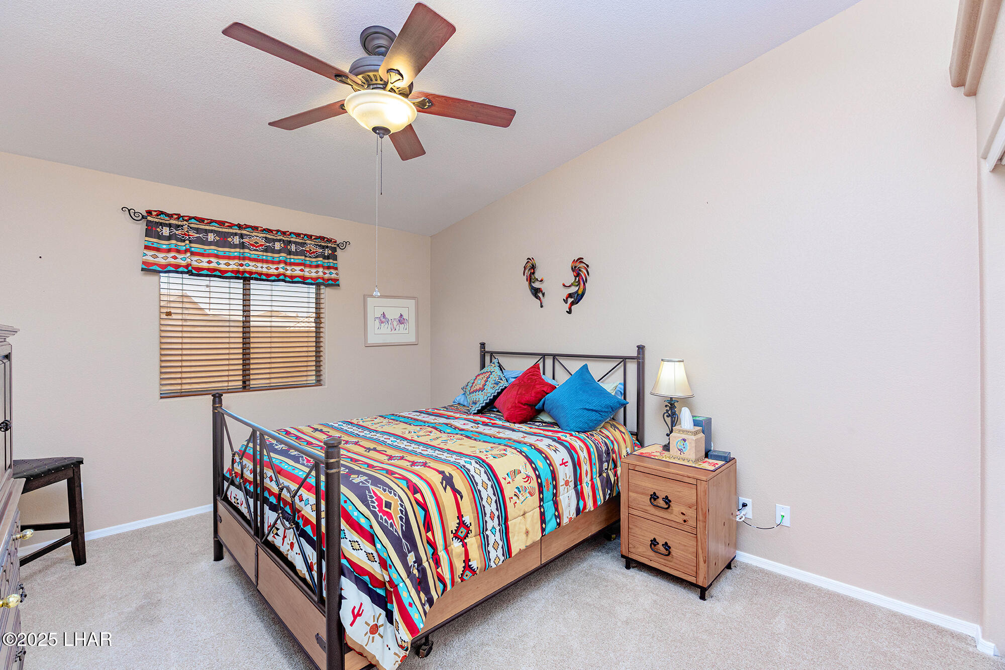 2554 Beverly Glen Dr