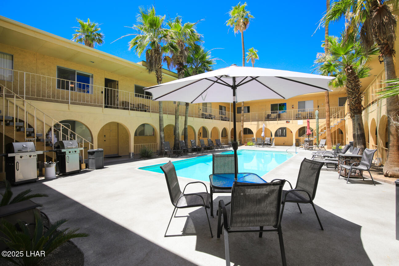 2100 Swanson Ave, 209