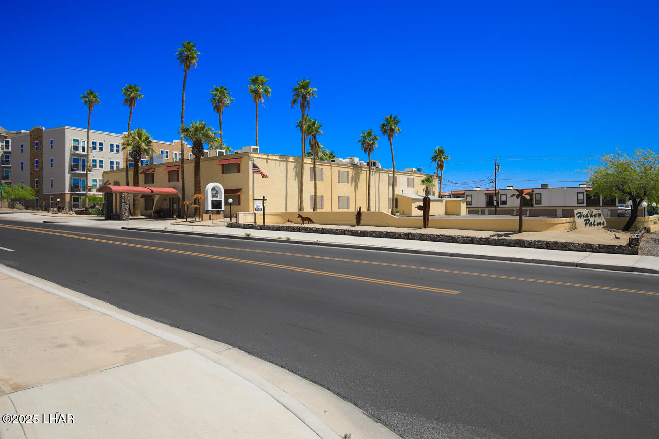 2100 Swanson Ave, 209