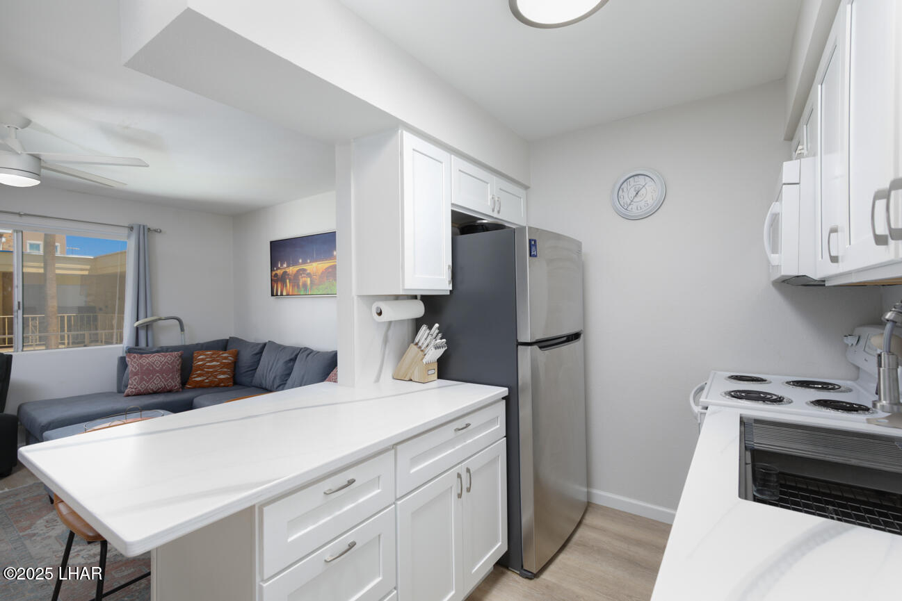 2100 Swanson Ave, 209