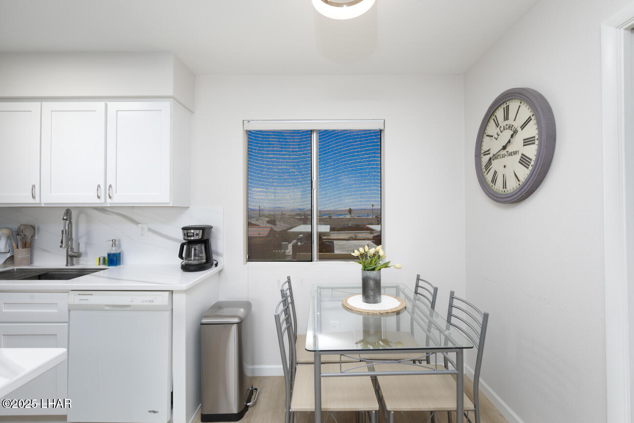 2100 Swanson Ave, 209