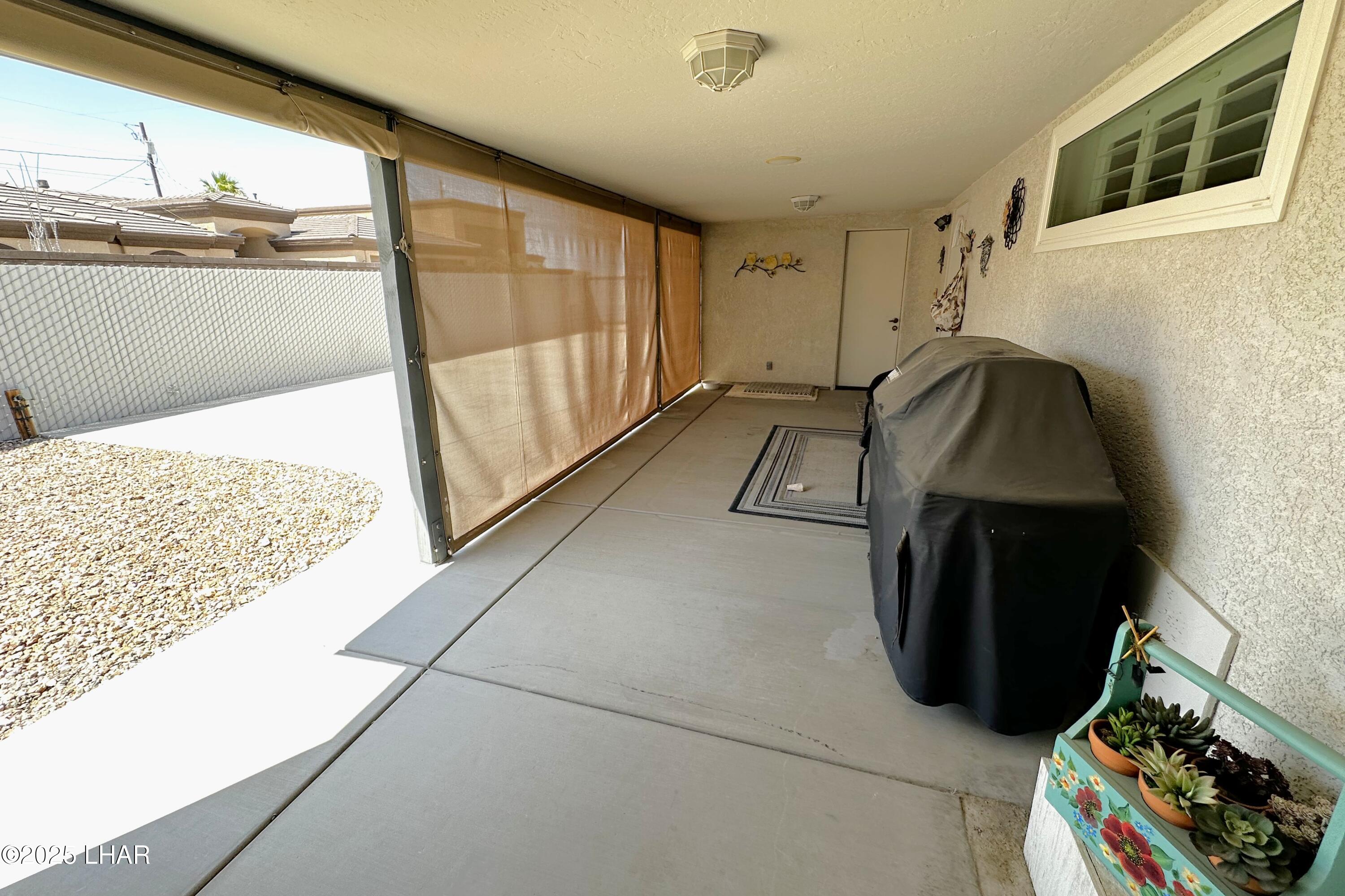 3594 Chesapeake Blvd