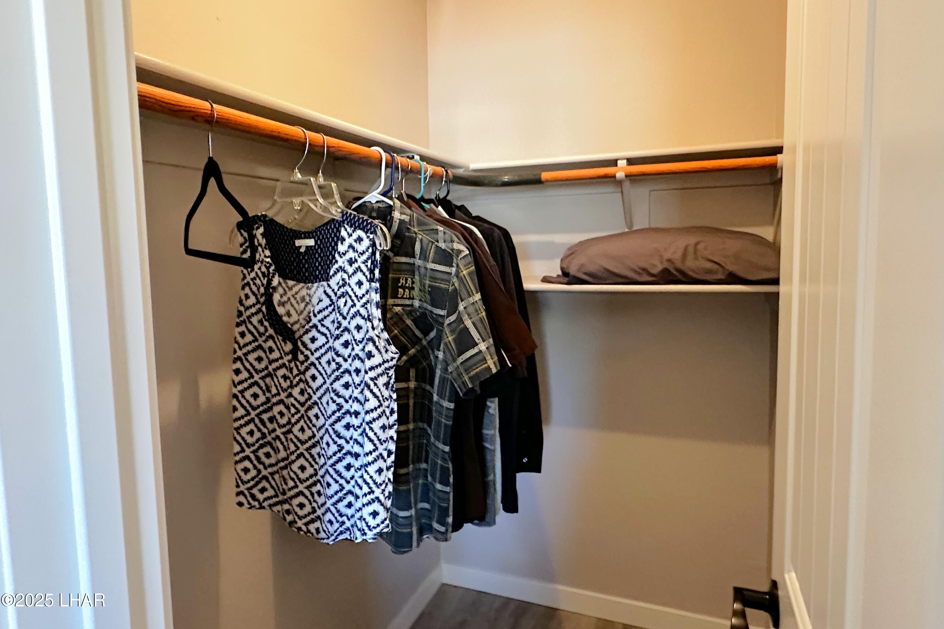 3594 Chesapeake Blvd