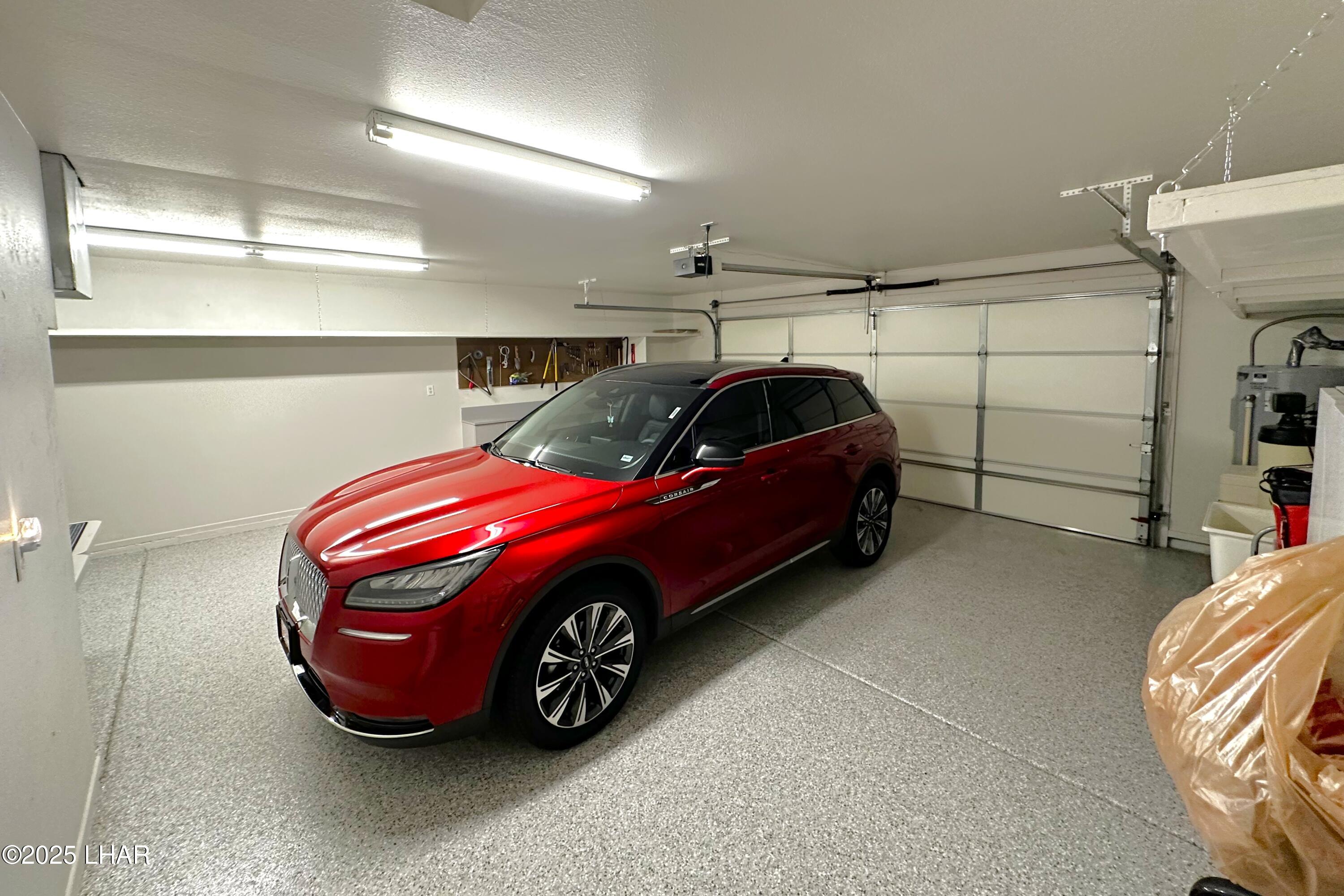 3594 Chesapeake Blvd