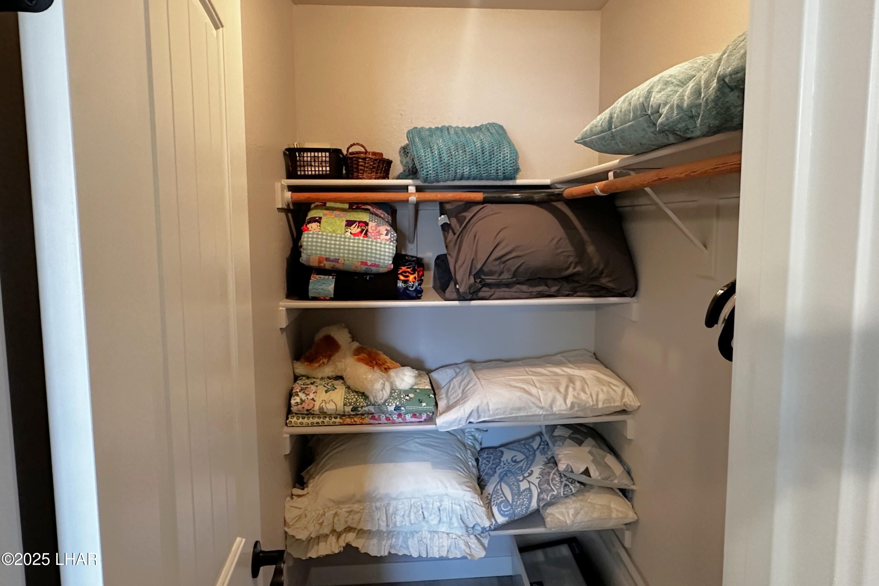 3594 Chesapeake Blvd