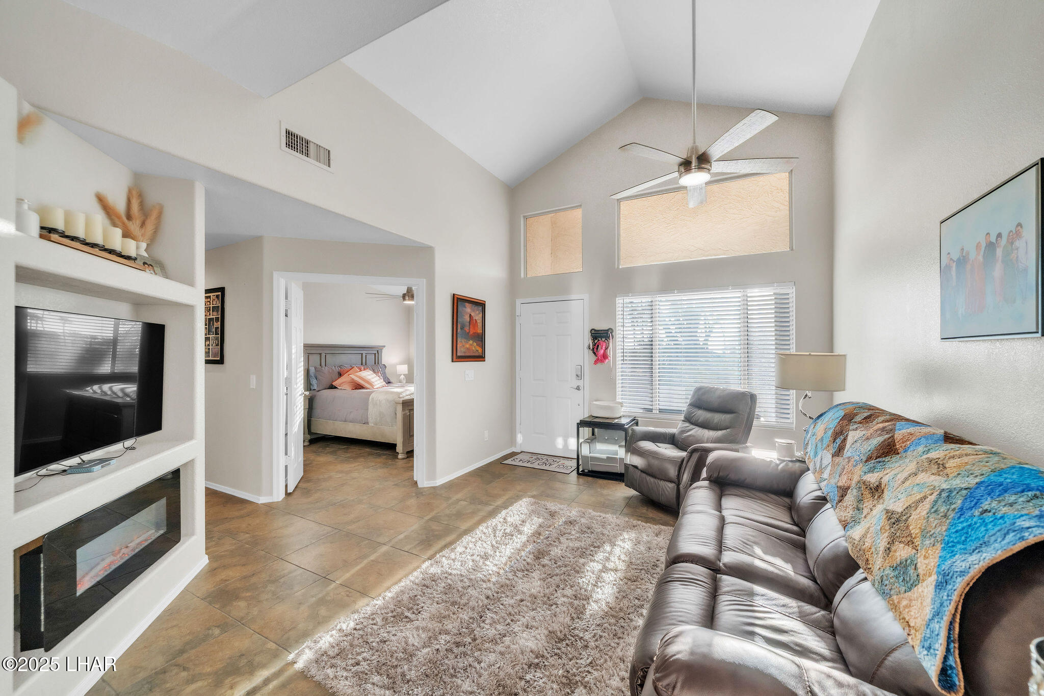 470 Acoma Blvd S 109