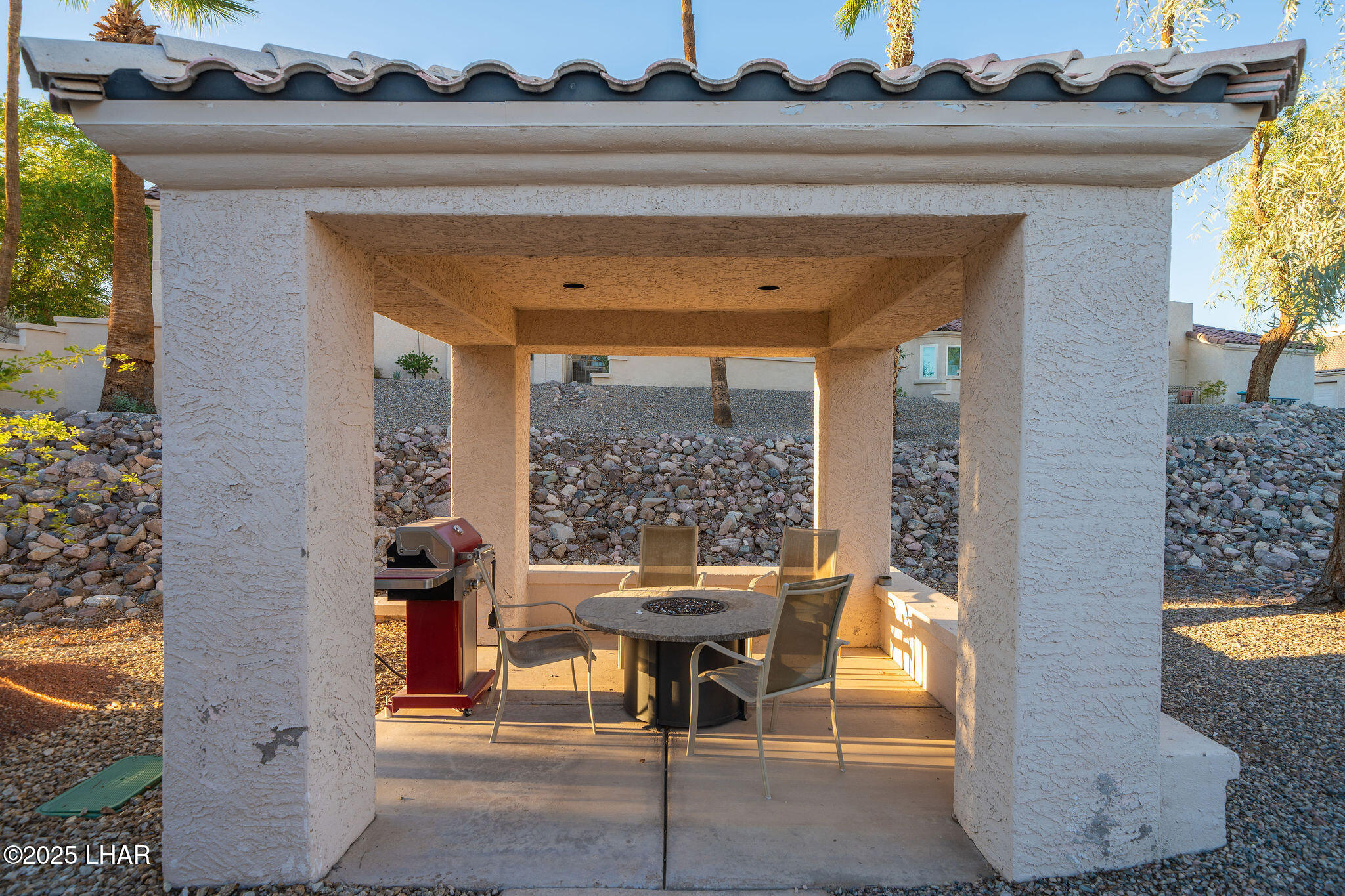 470 Acoma Blvd S 109