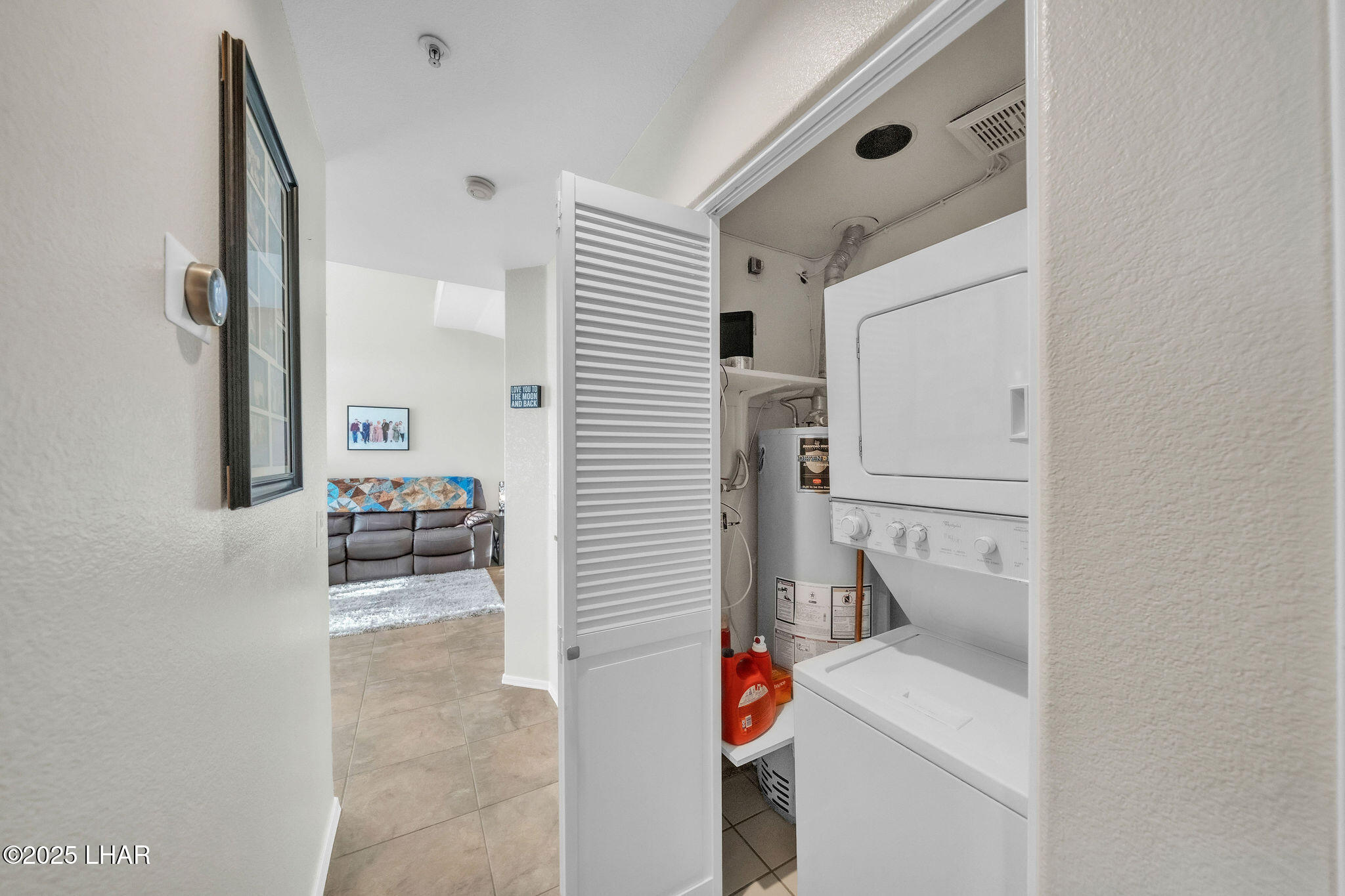 470 Acoma Blvd S 109