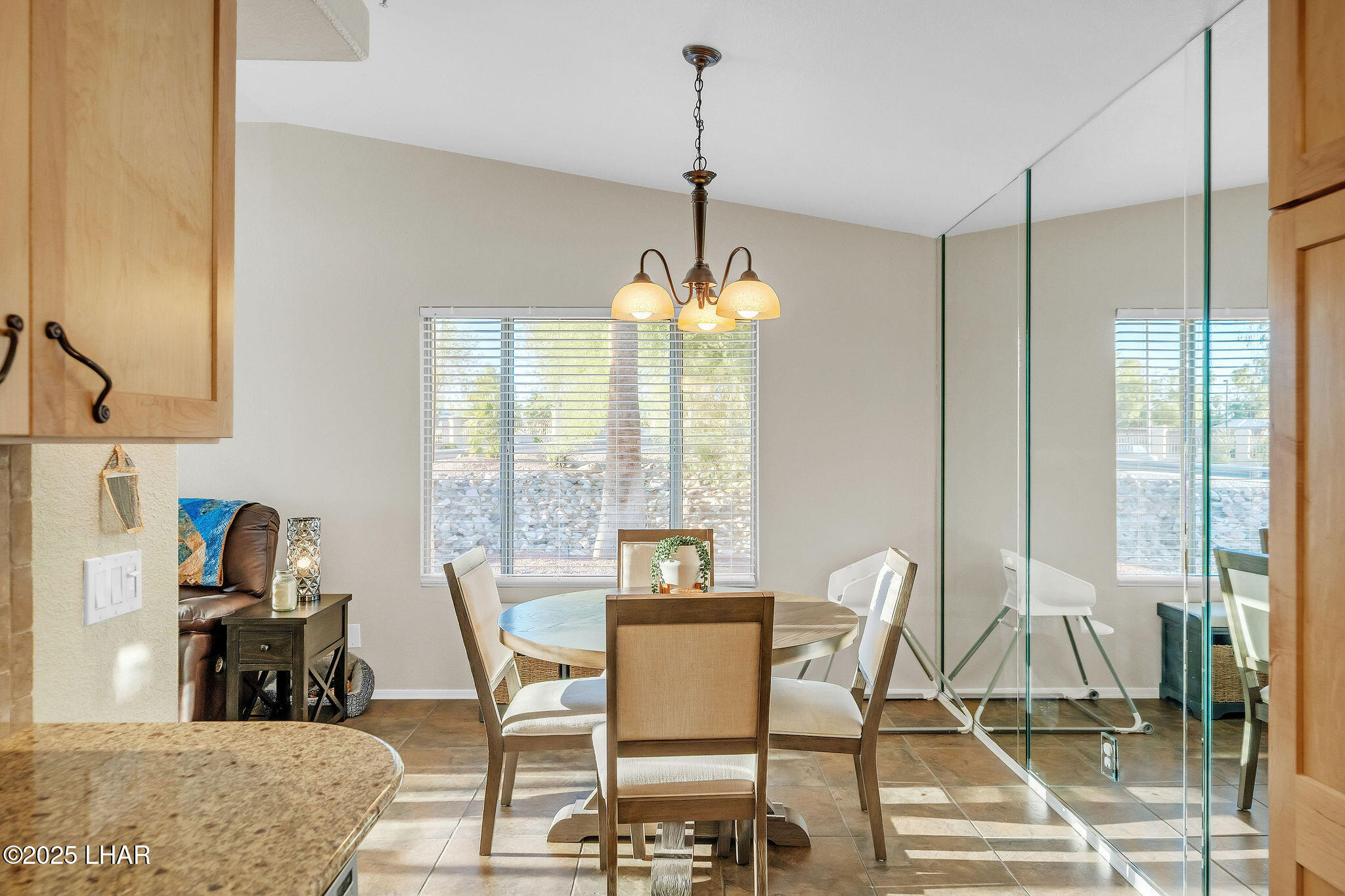 470 Acoma Blvd S 109