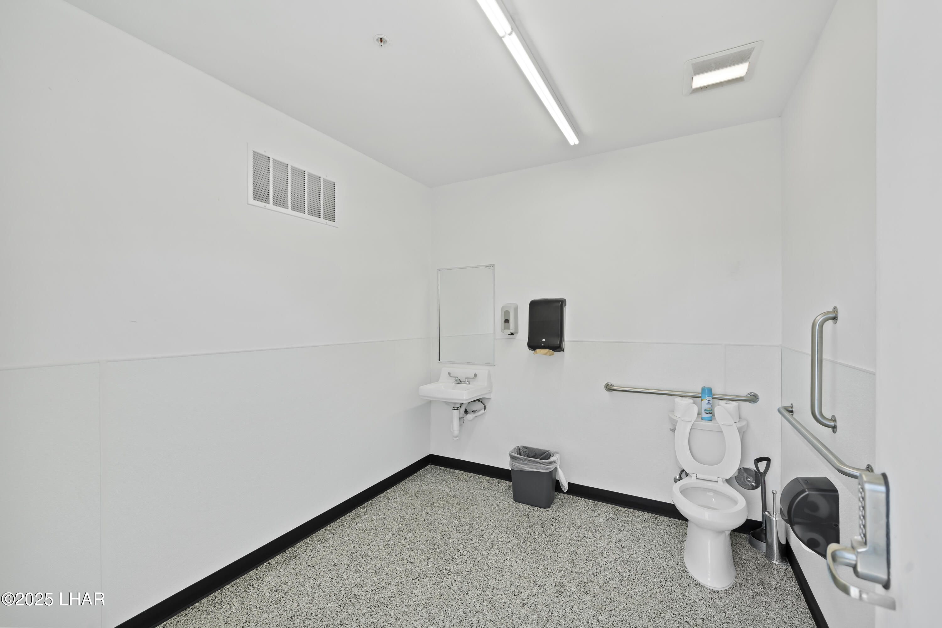 3510 Sweetwater Ave B14