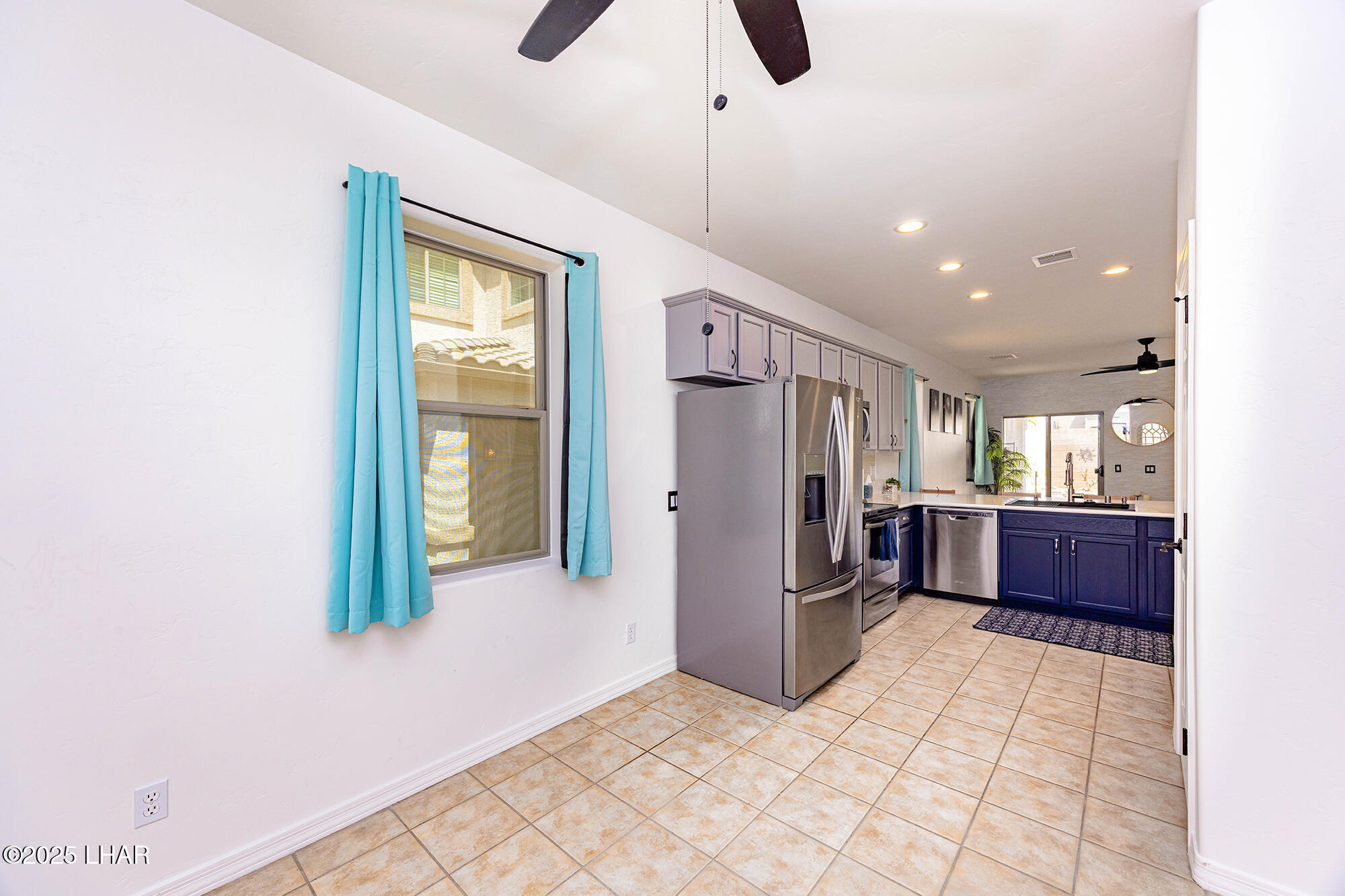 1773 E Chestnut Blvd