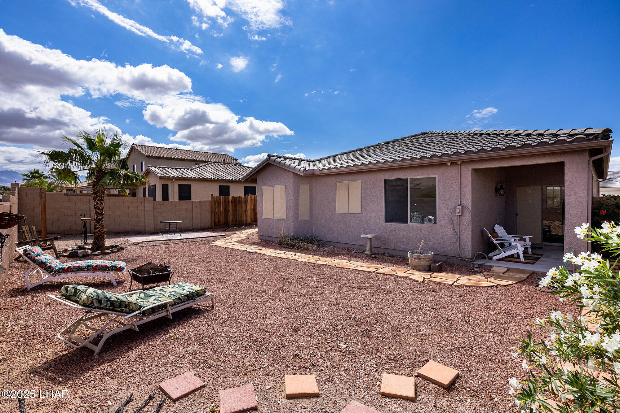 1773 E Chestnut Blvd