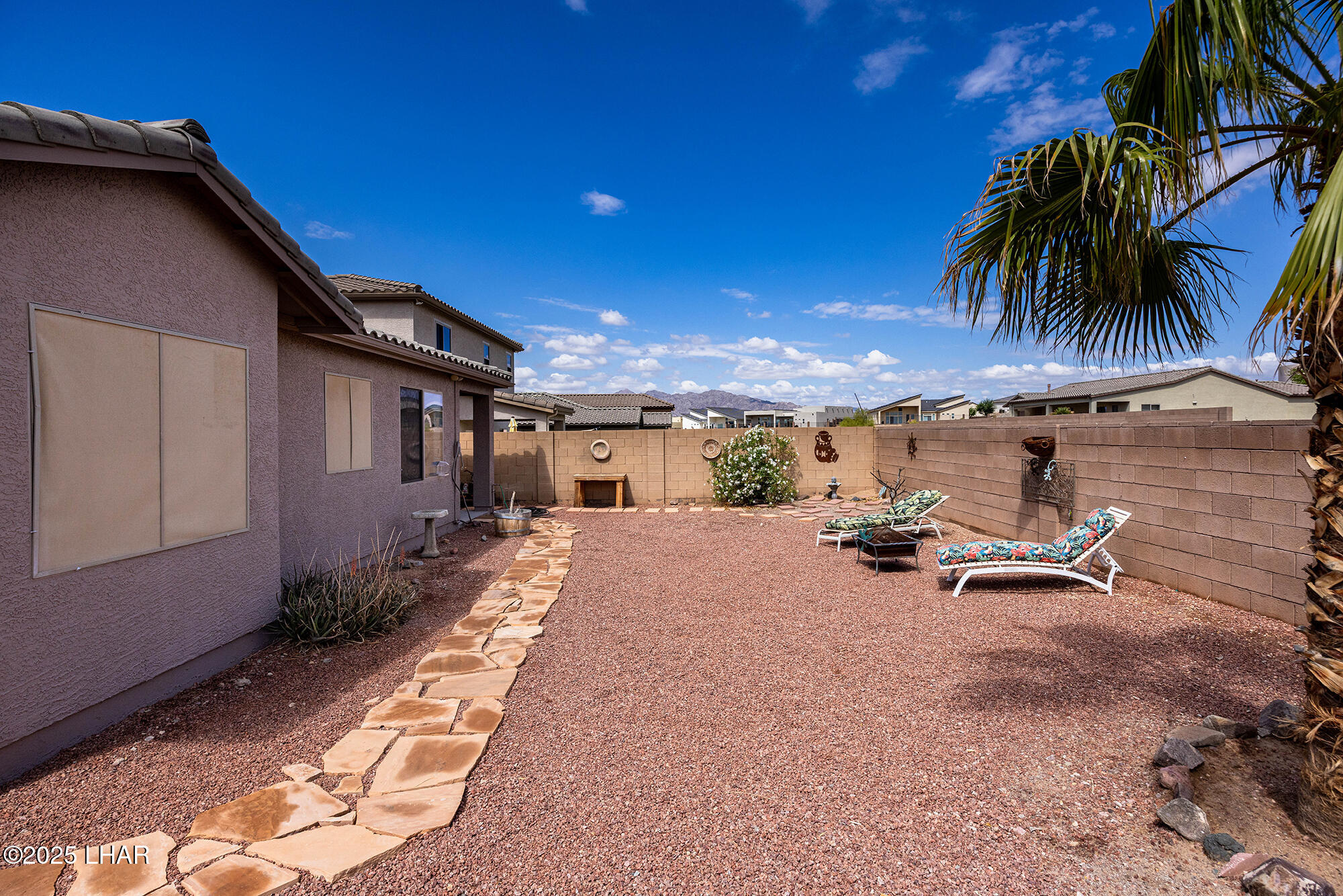 1773 E Chestnut Blvd