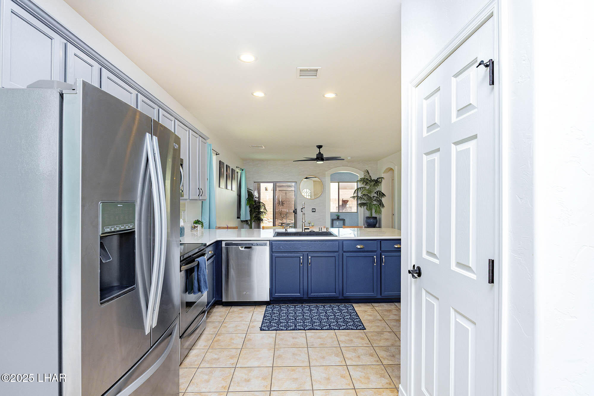 1773 E Chestnut Blvd