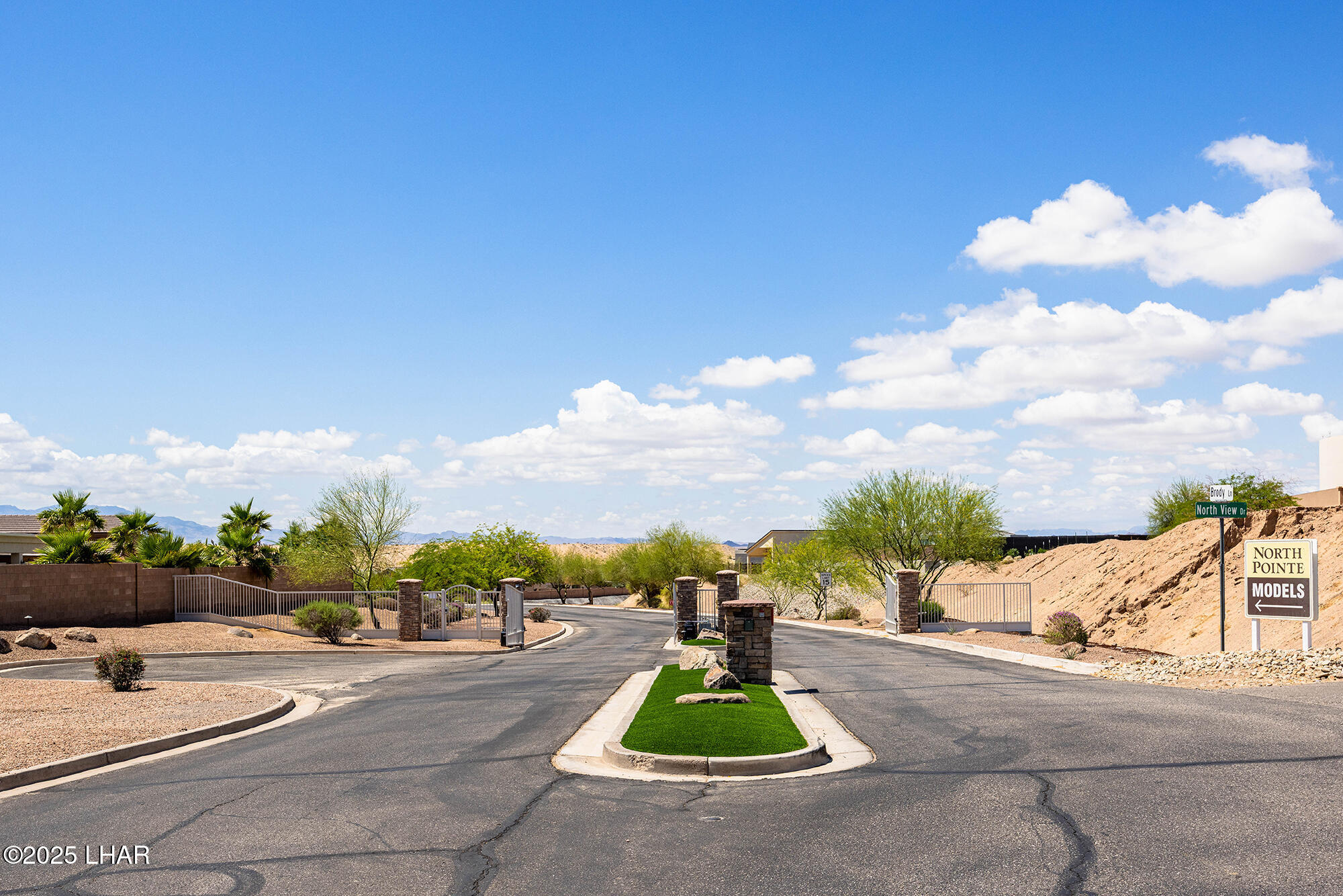 1773 E Chestnut Blvd