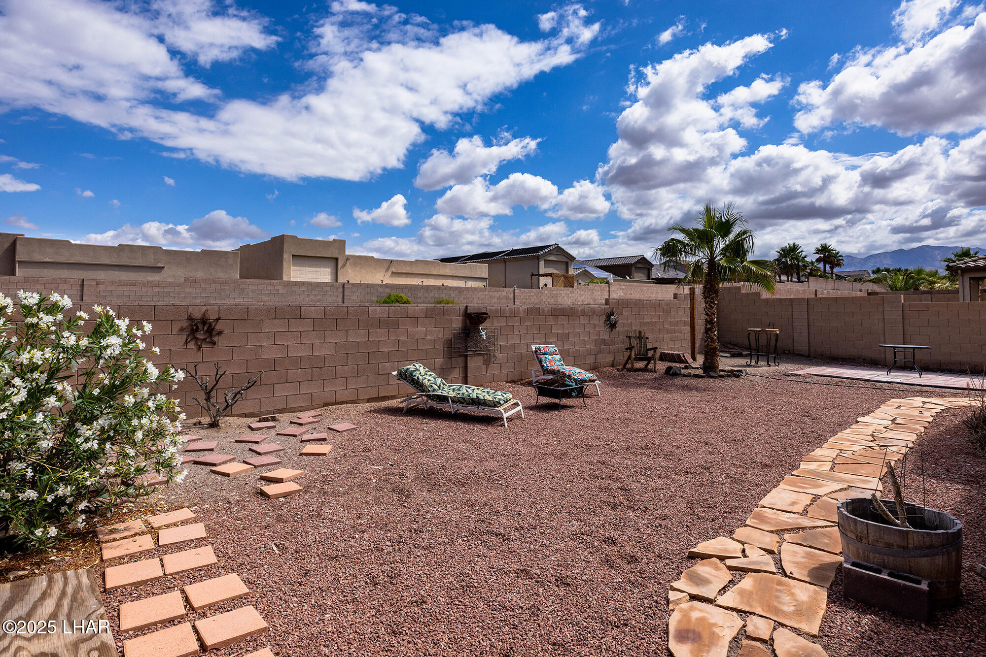 1773 E Chestnut Blvd