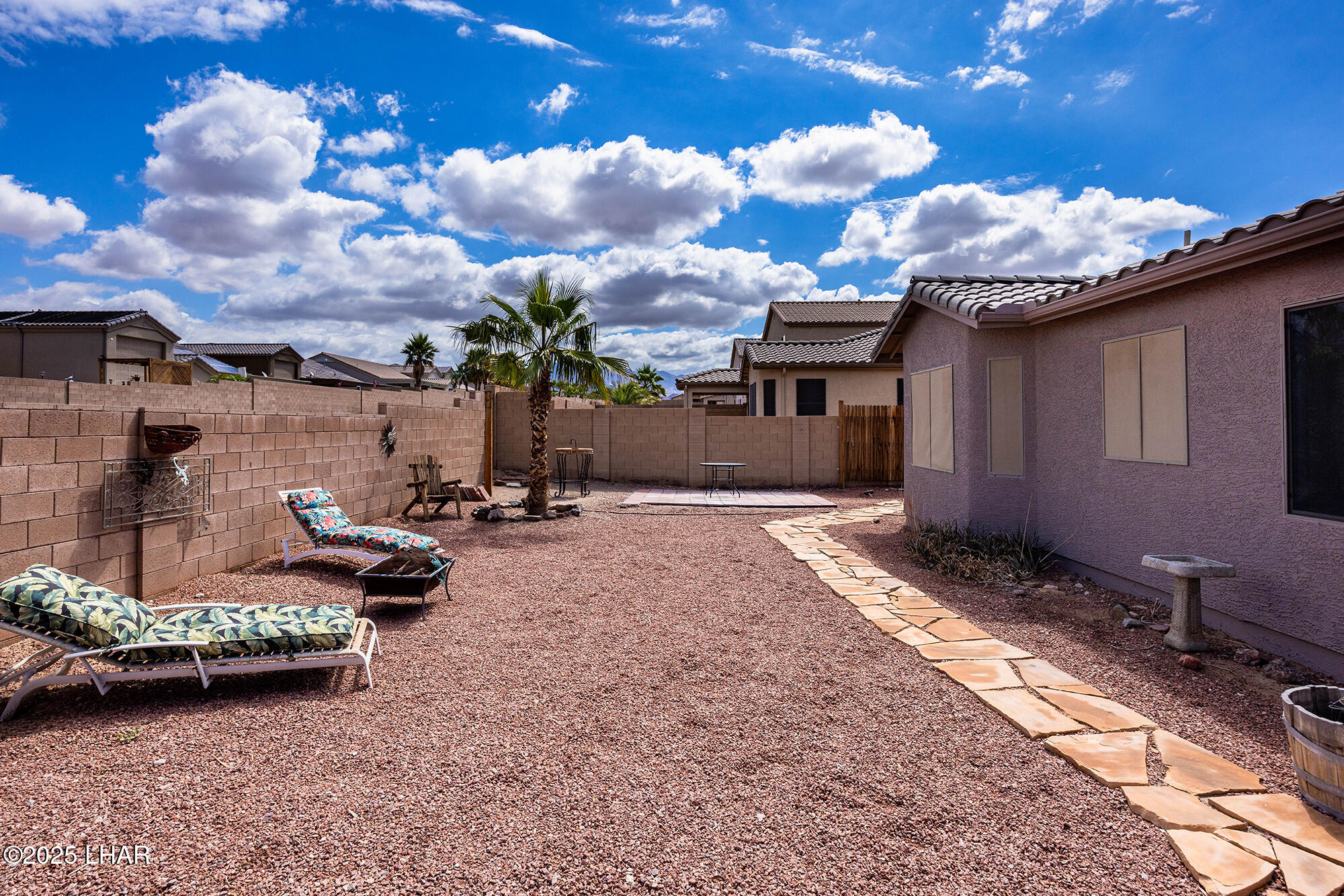 1773 E Chestnut Blvd