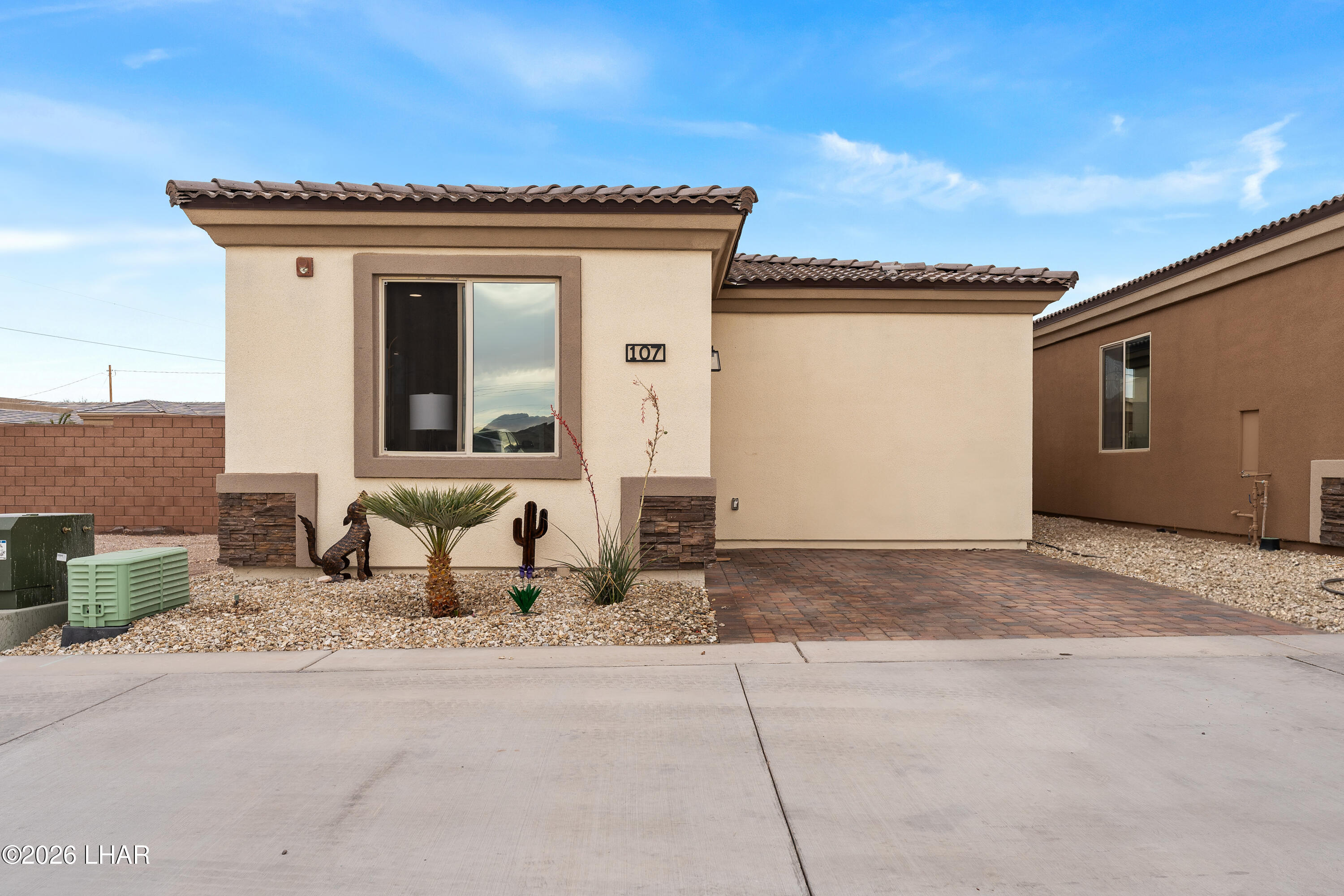 3080 Arapaho Dr 107