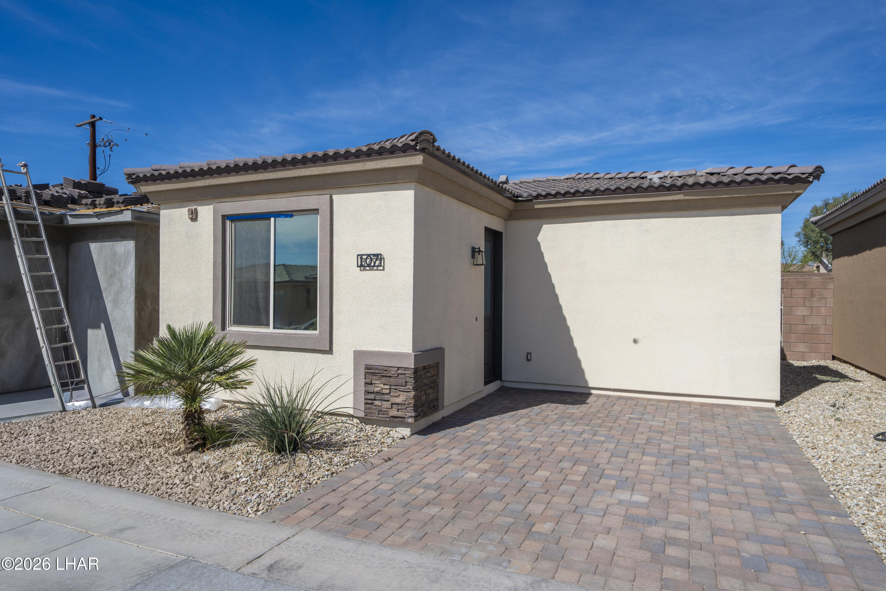 3080 Arapaho Dr 107