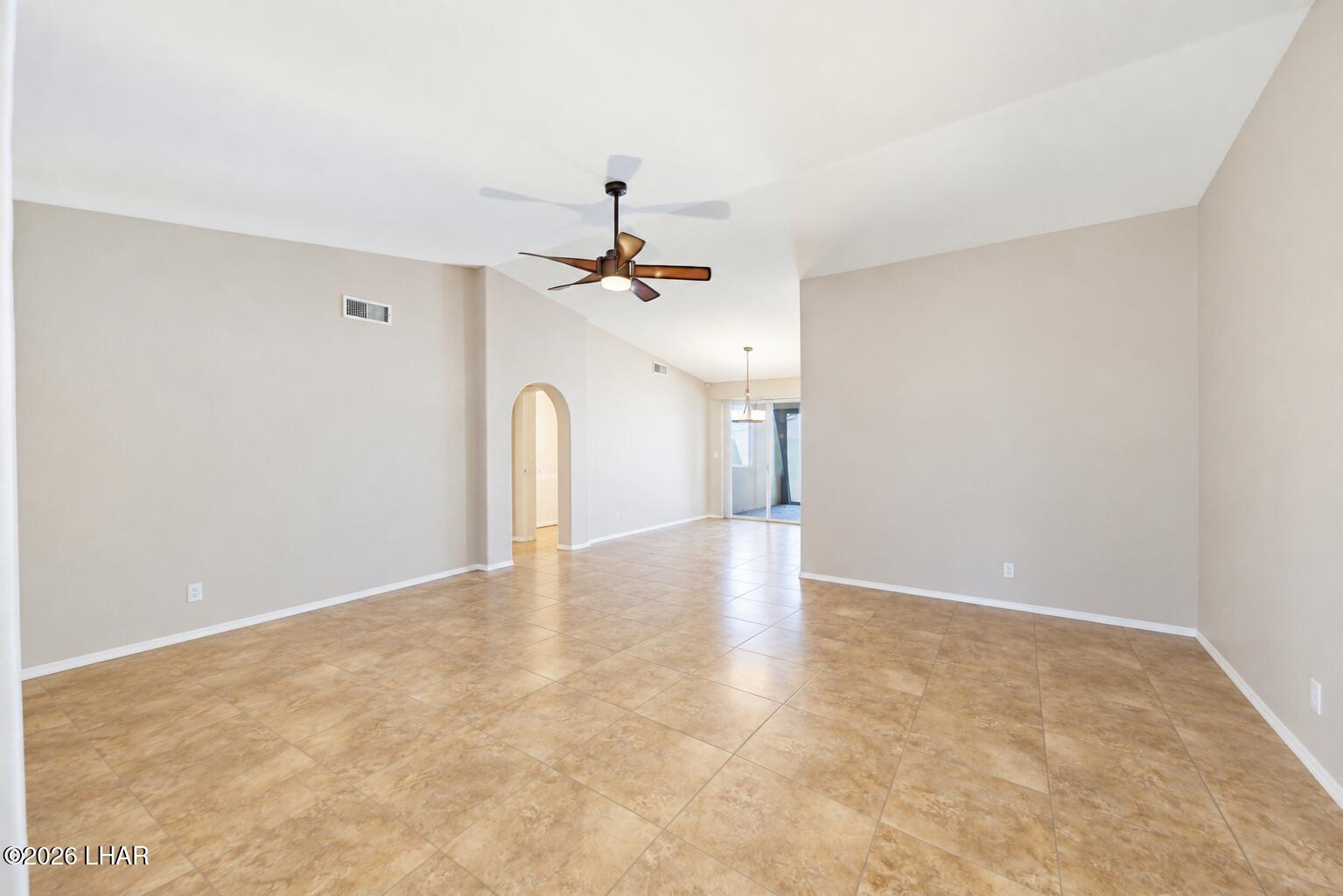 3777 Cholla Dr