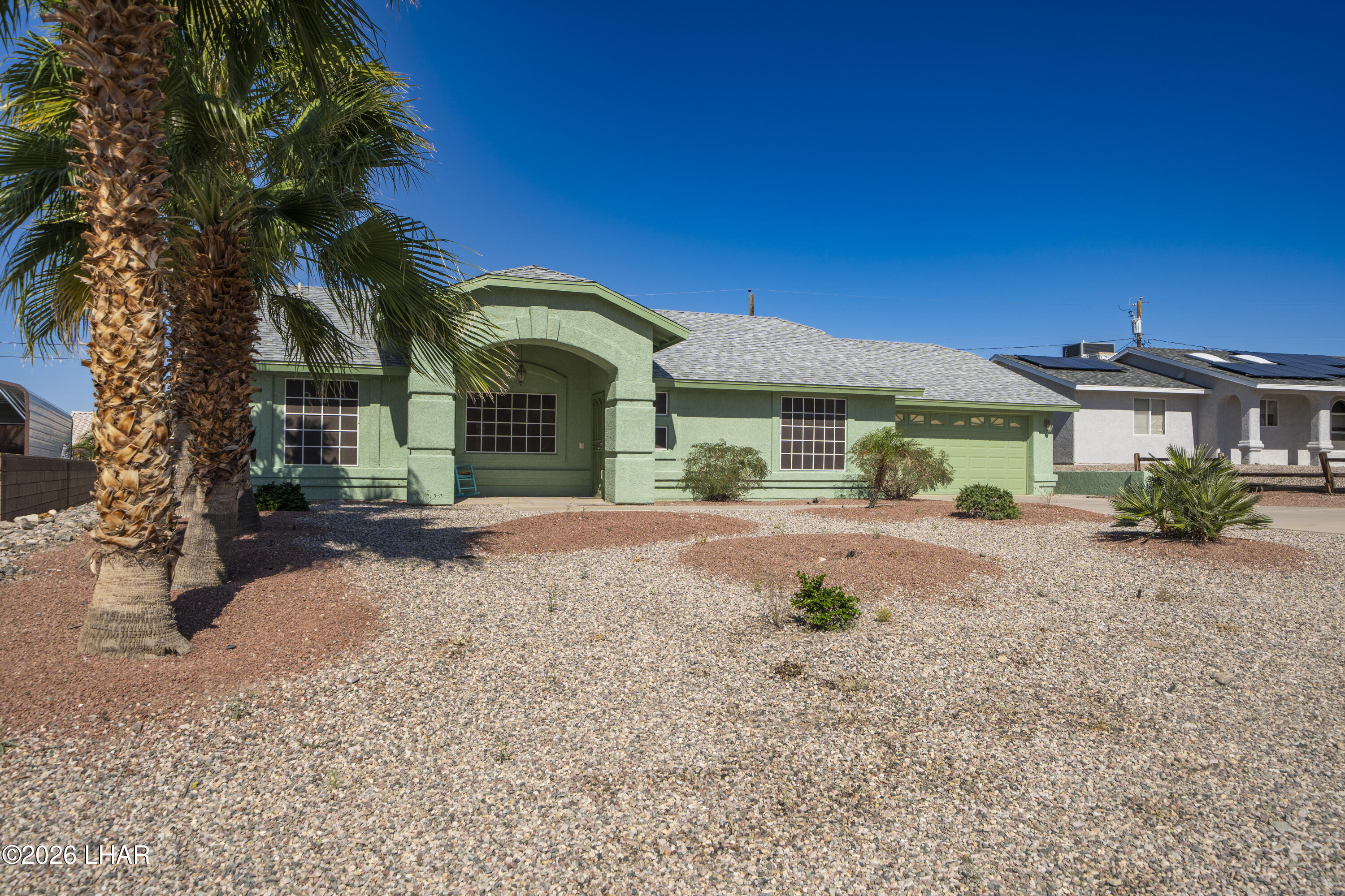 3777 Cholla Dr