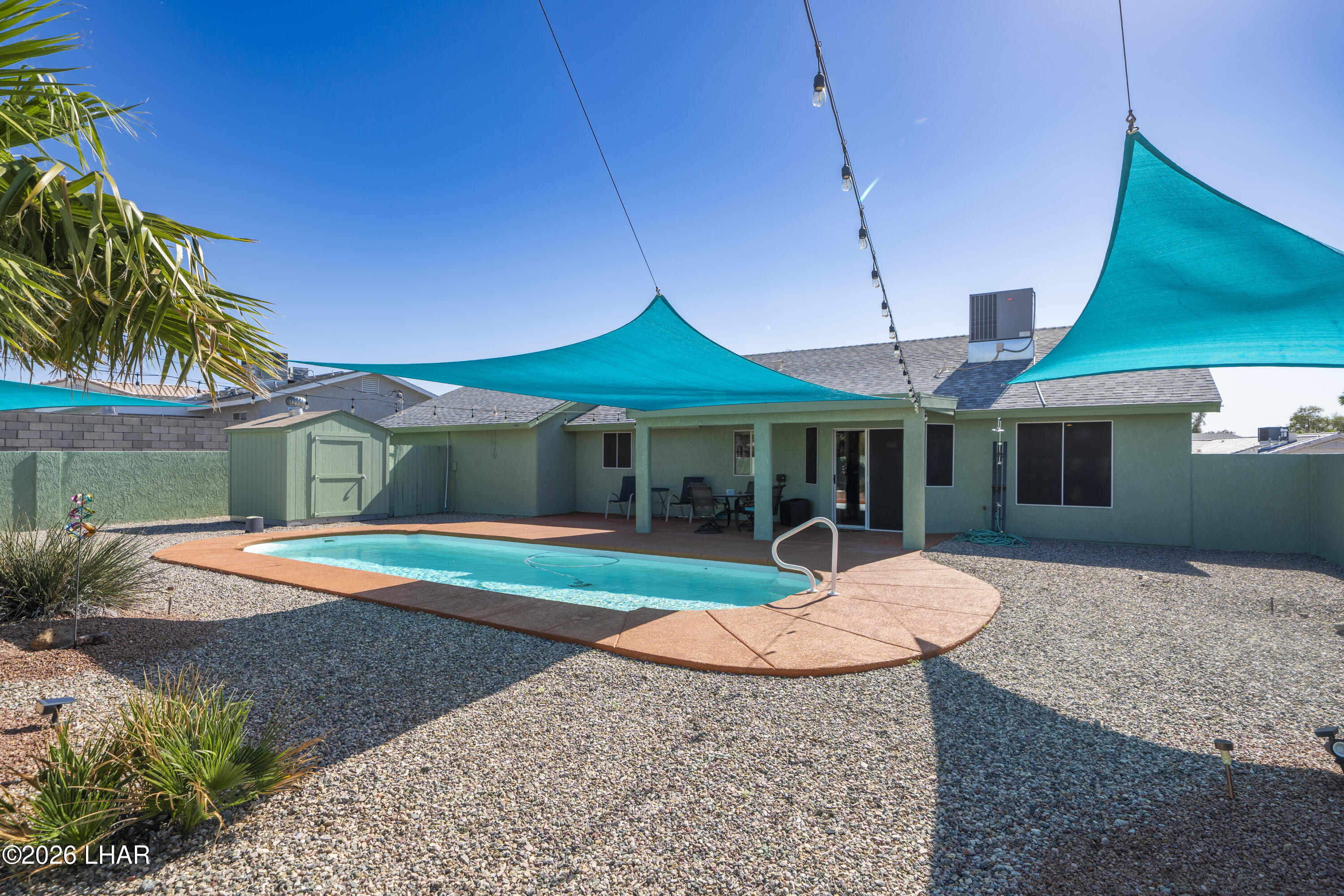 3777 Cholla Dr