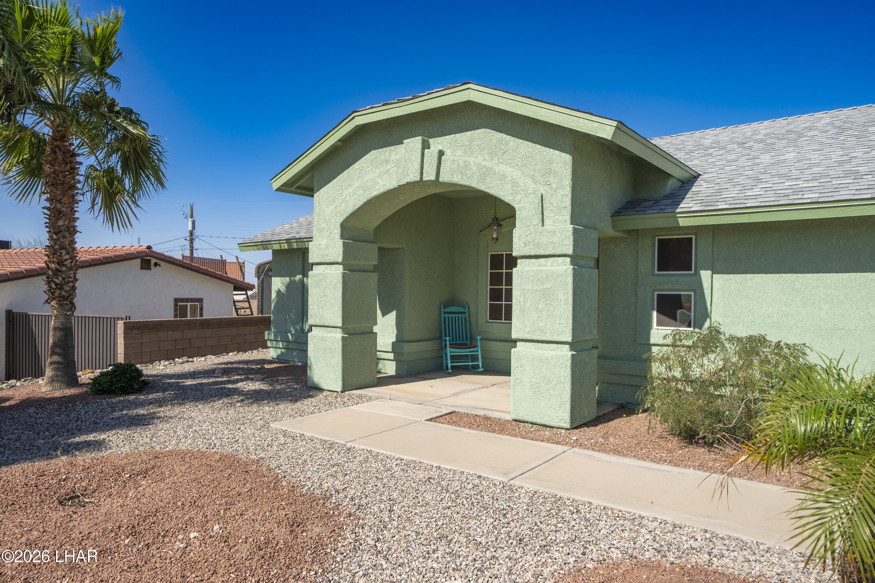 3777 Cholla Dr