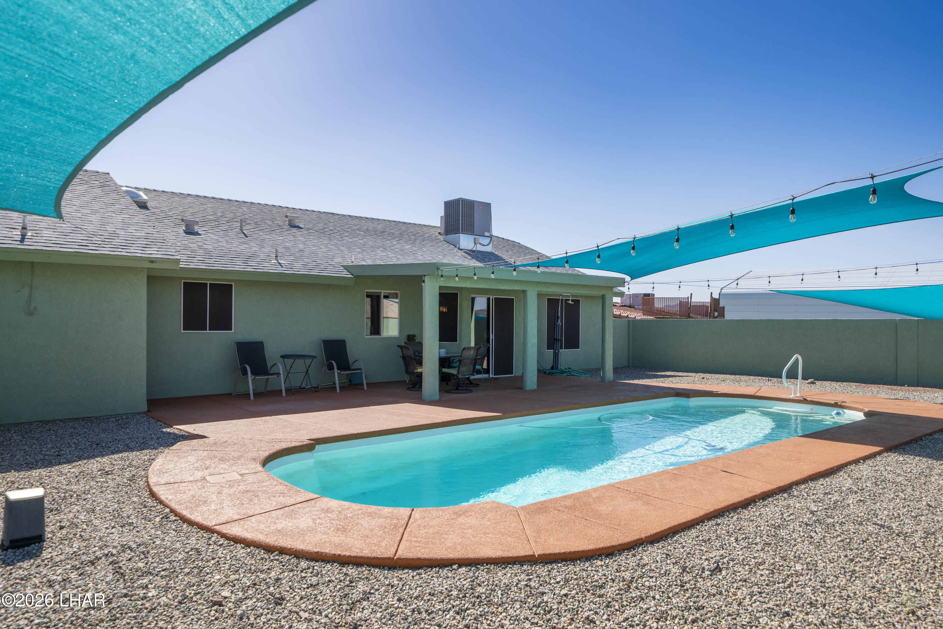 3777 Cholla Dr