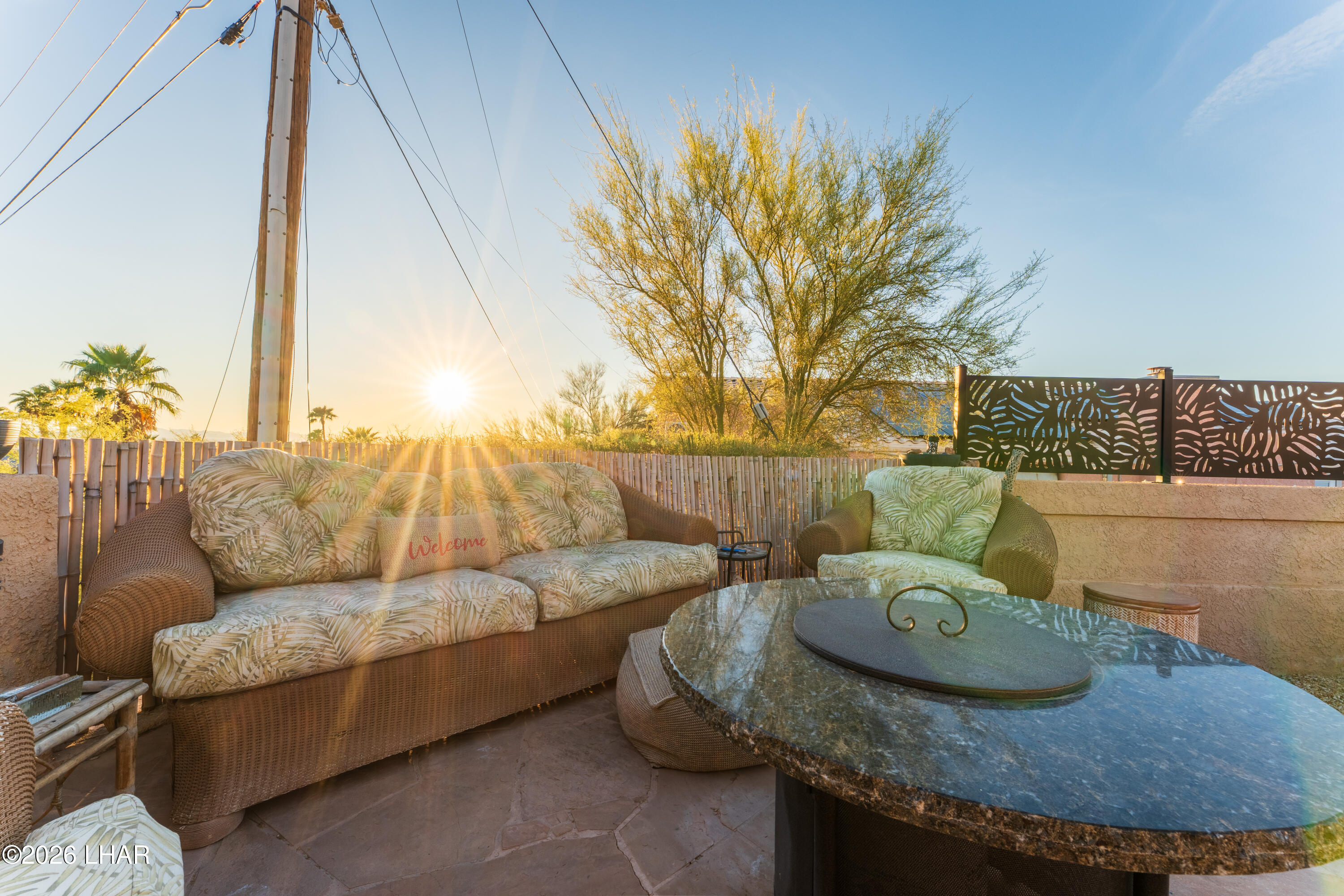 3961 Chickasaw Dr