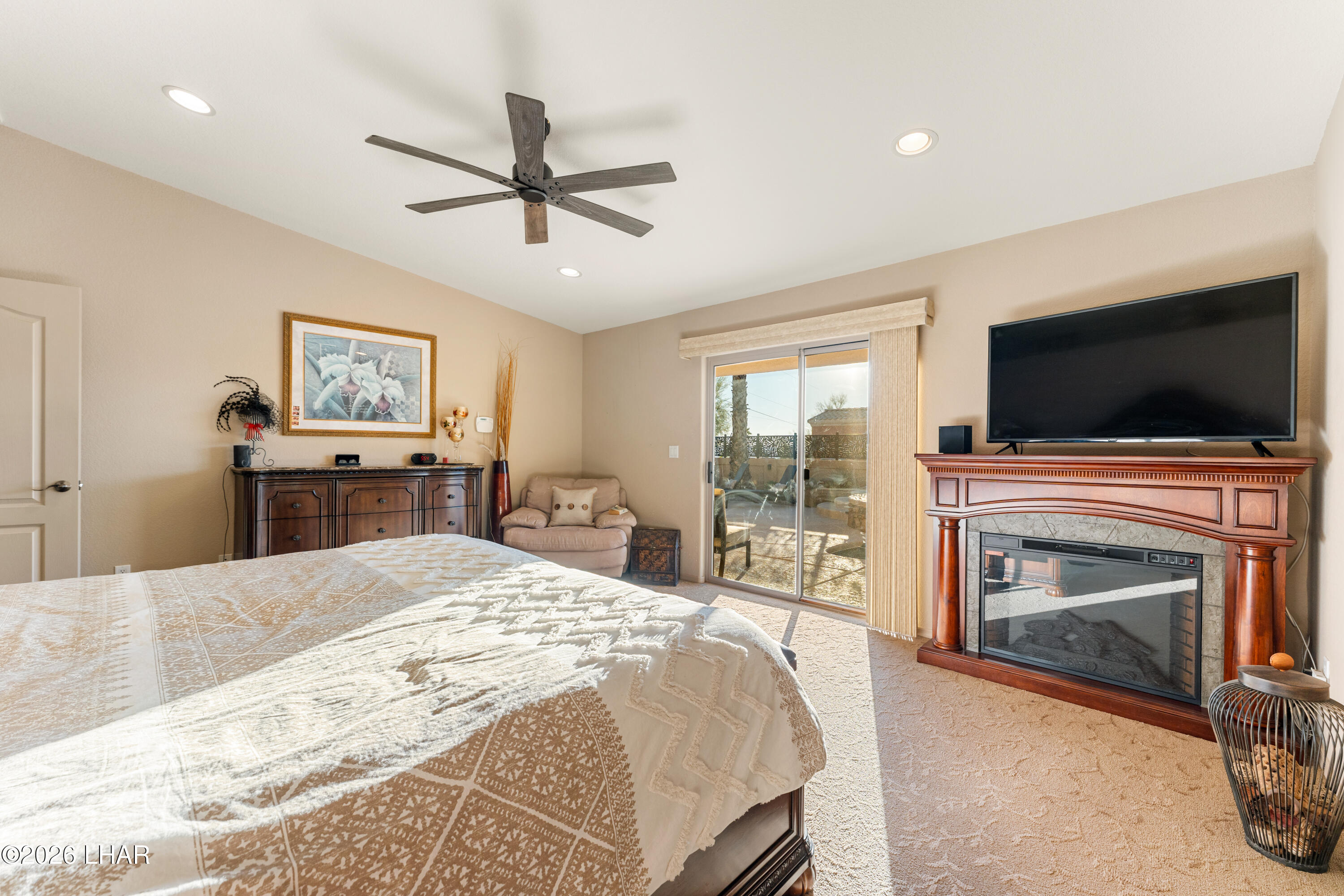 3961 Chickasaw Dr