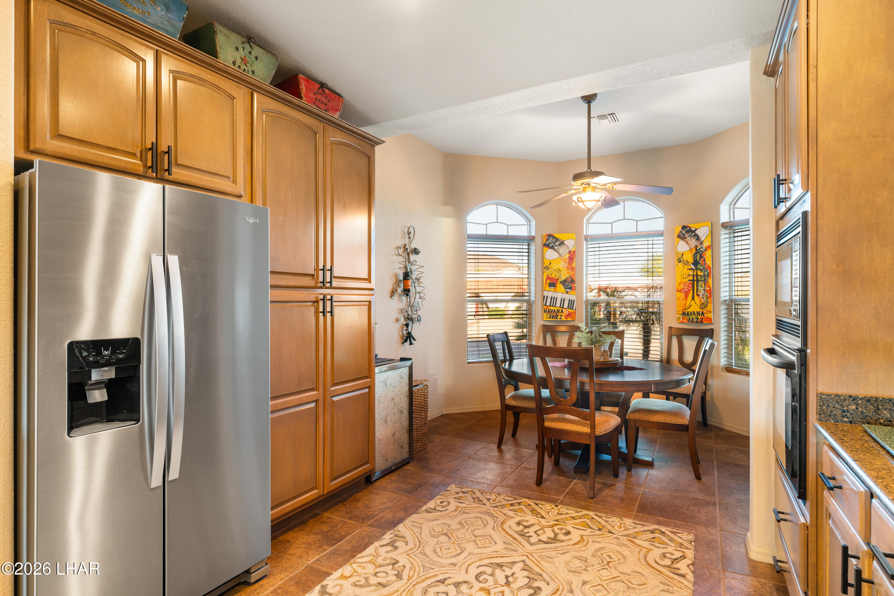 3961 Chickasaw Dr