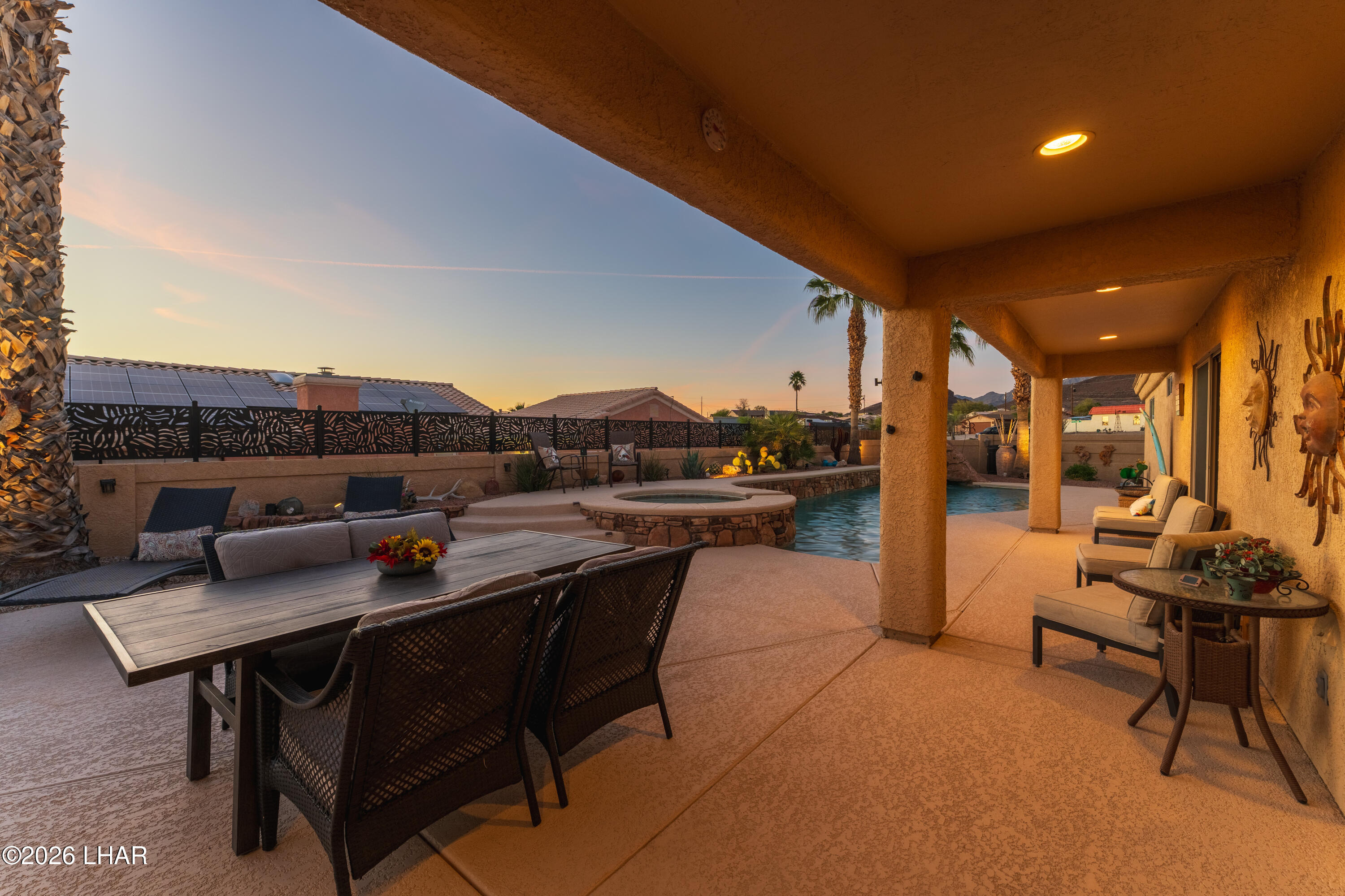 3961 Chickasaw Dr