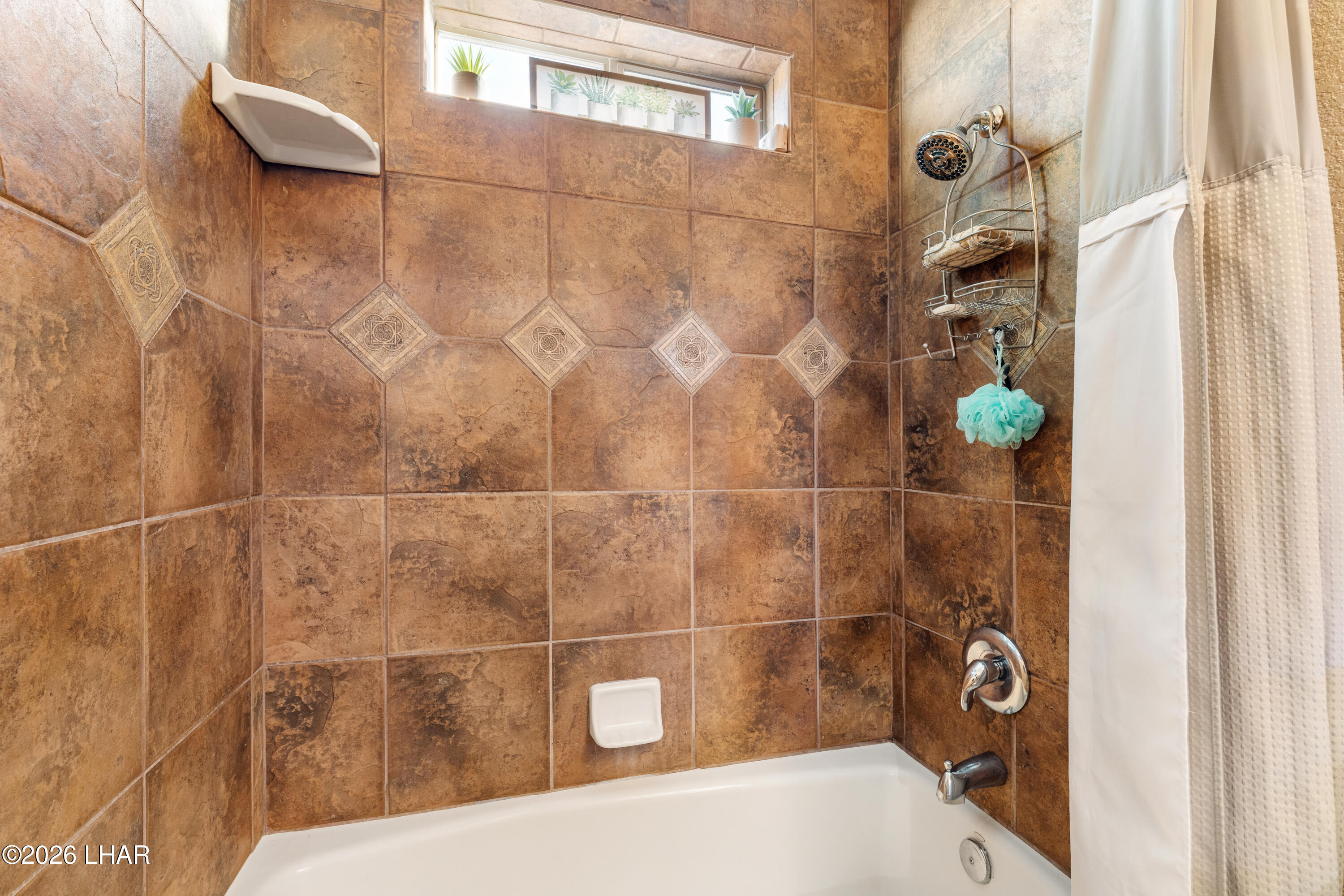 3961 Chickasaw Dr