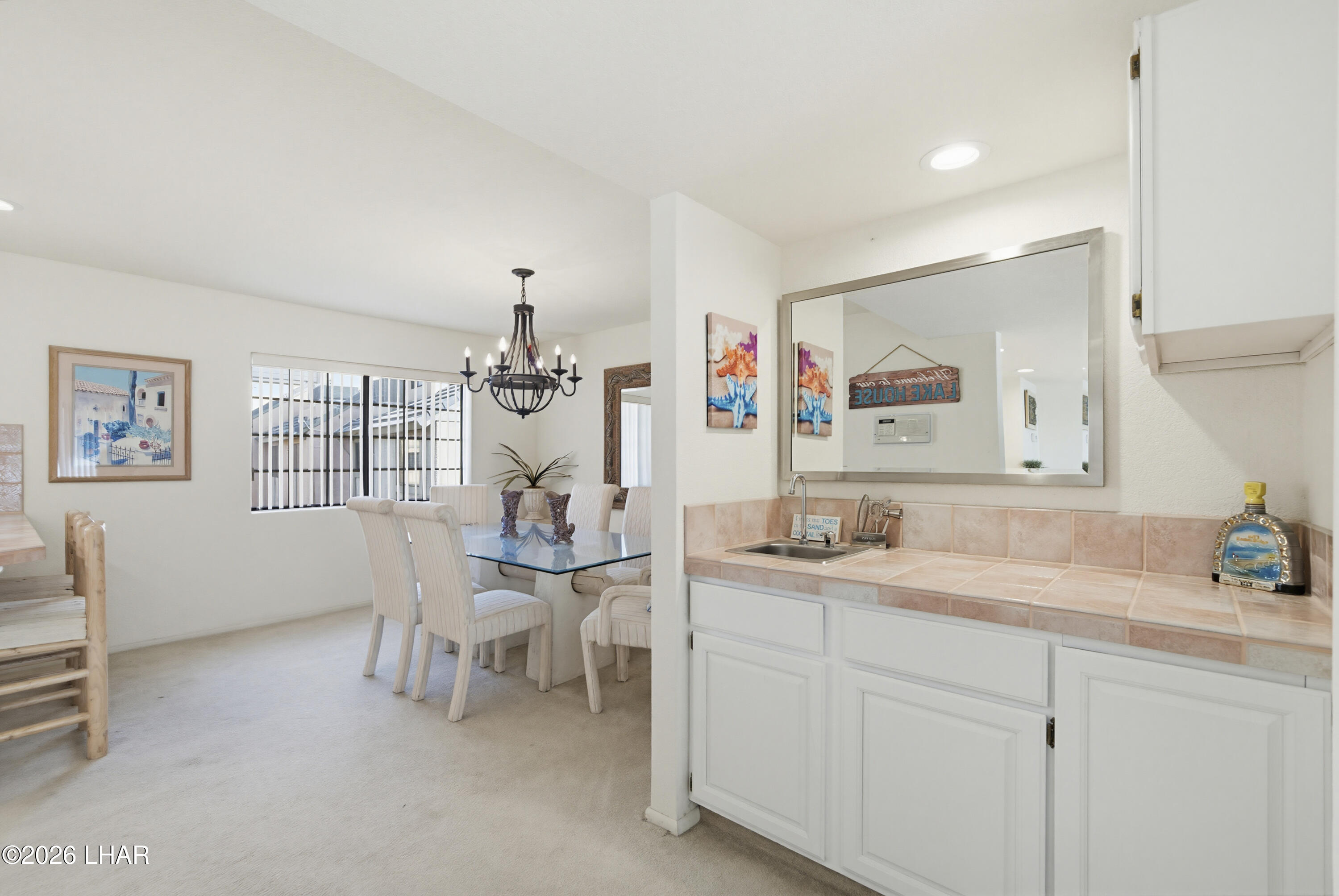 1566 Palace Way 9