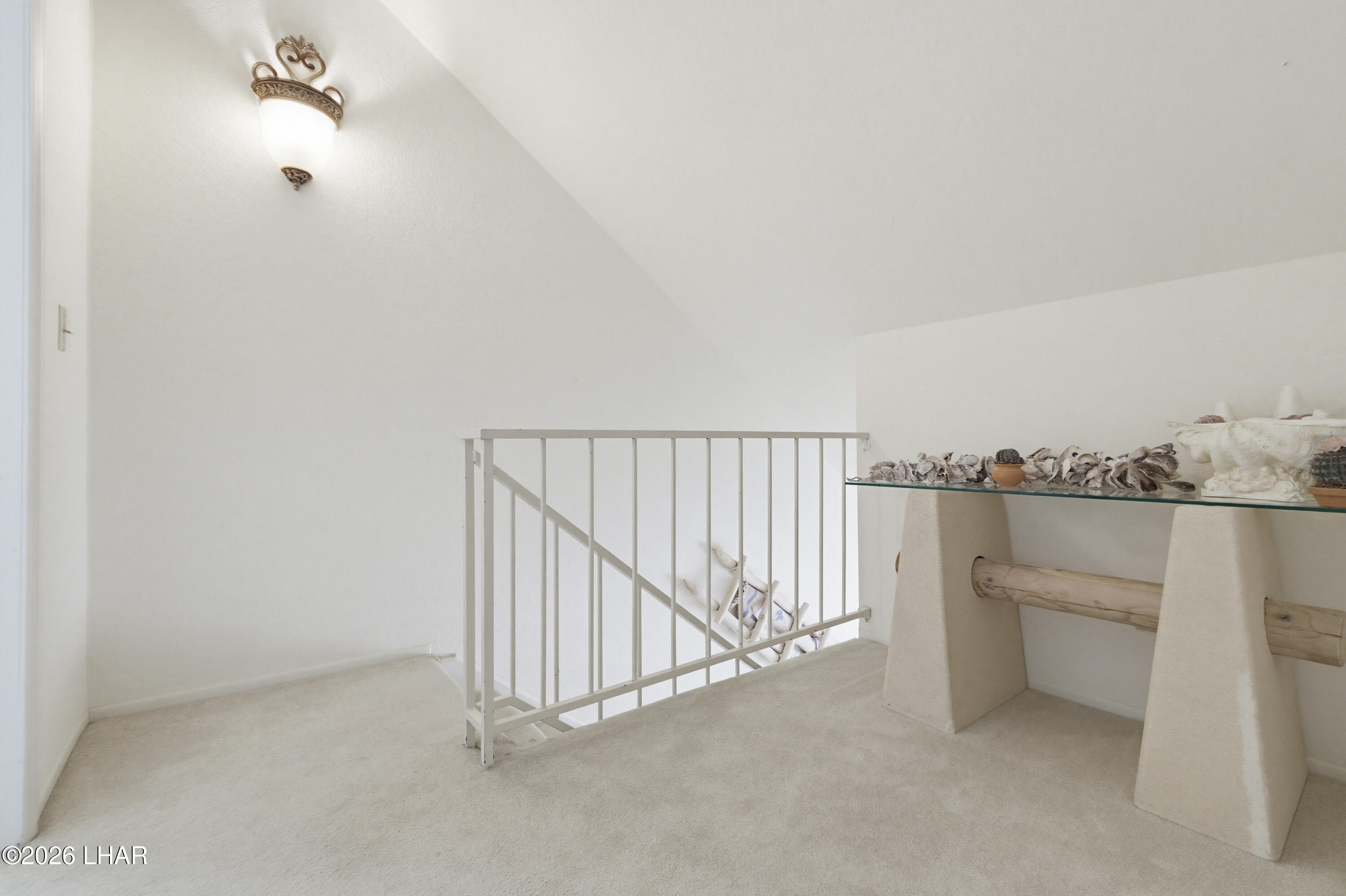1566 Palace Way 9