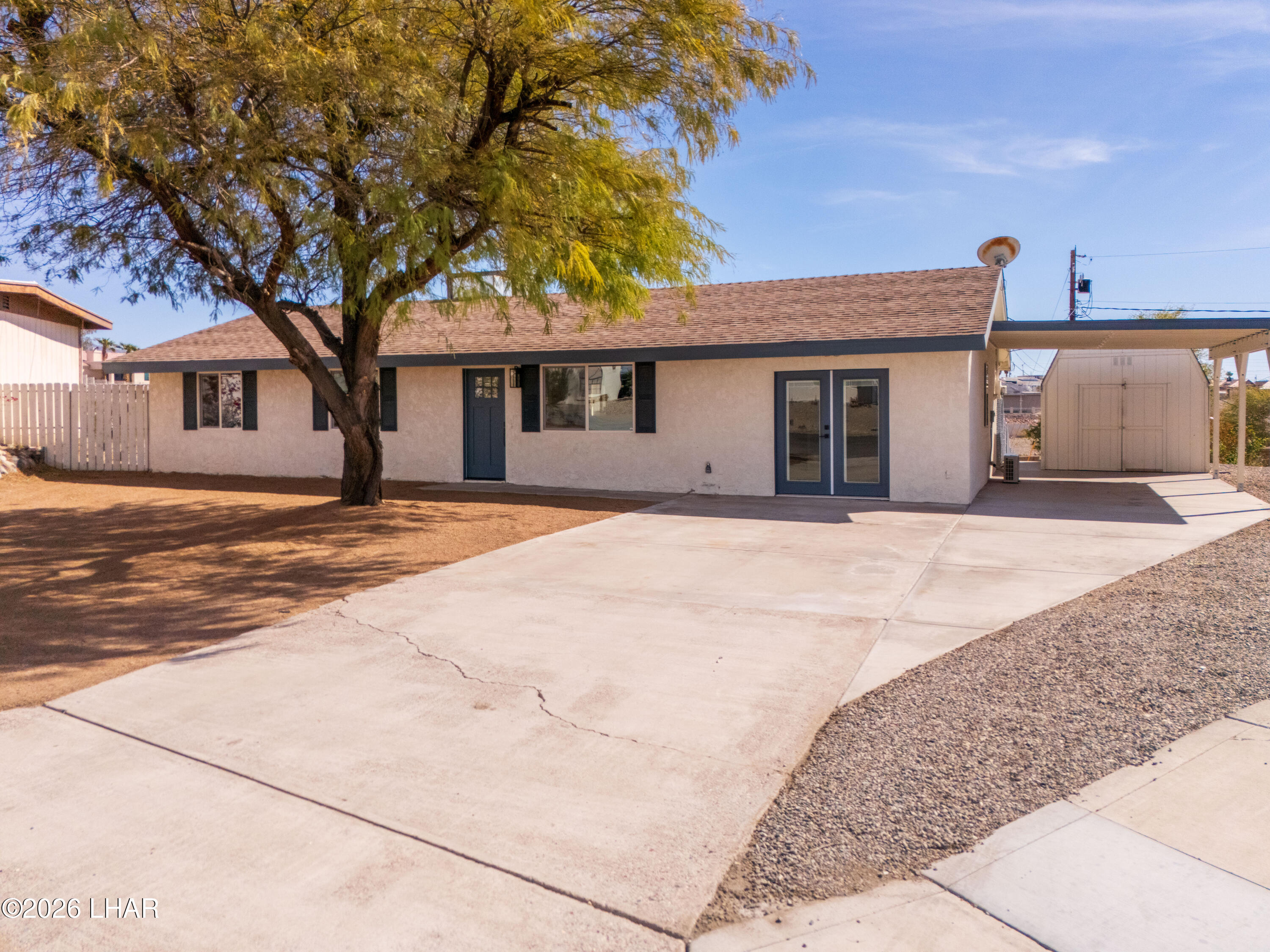 2150 Lake Havasu Plz