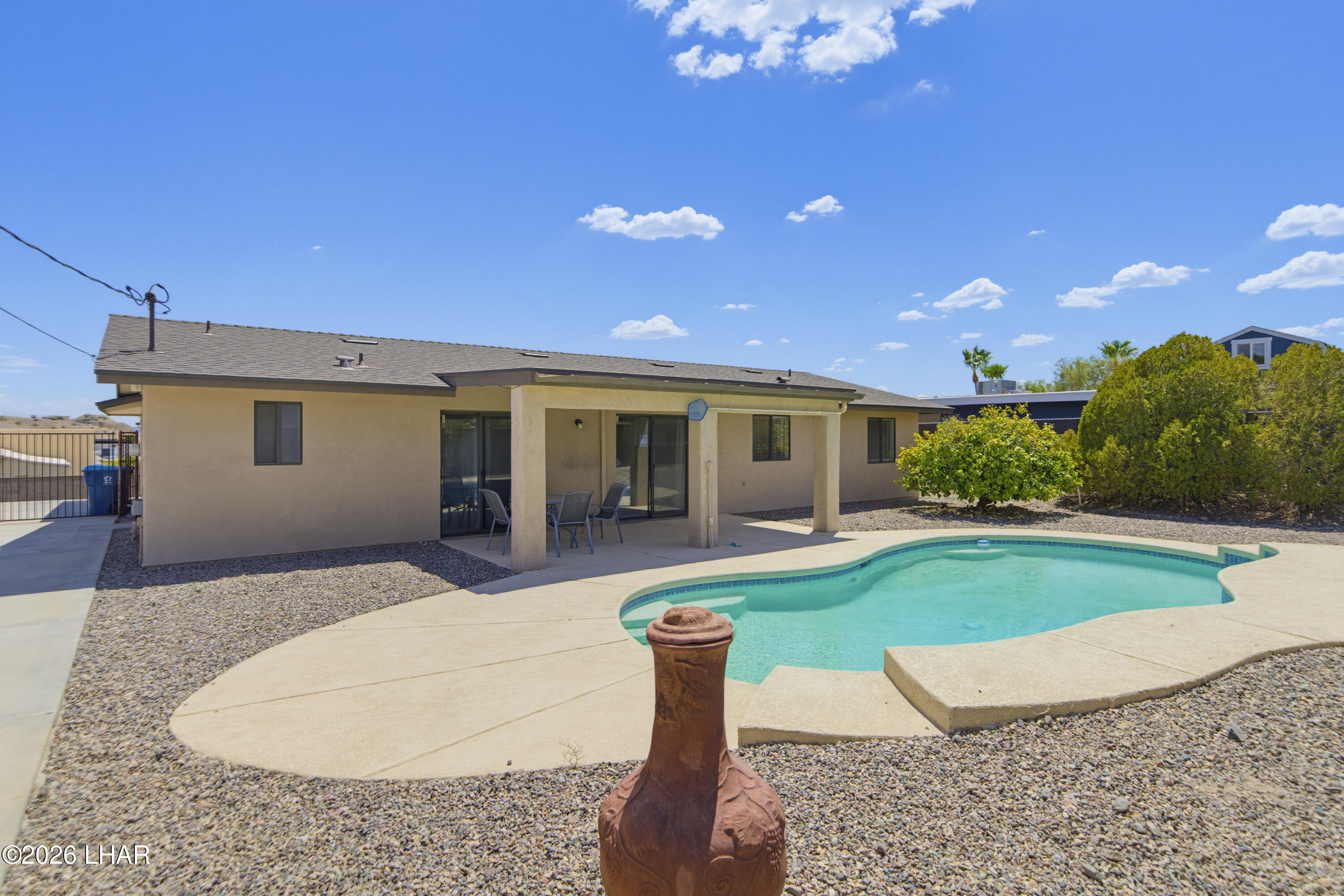 4293 Trotwood Dr