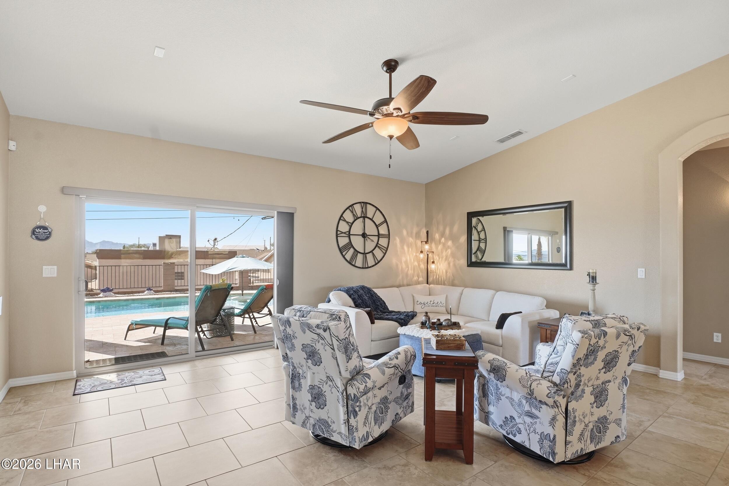 2969 Pony Cir