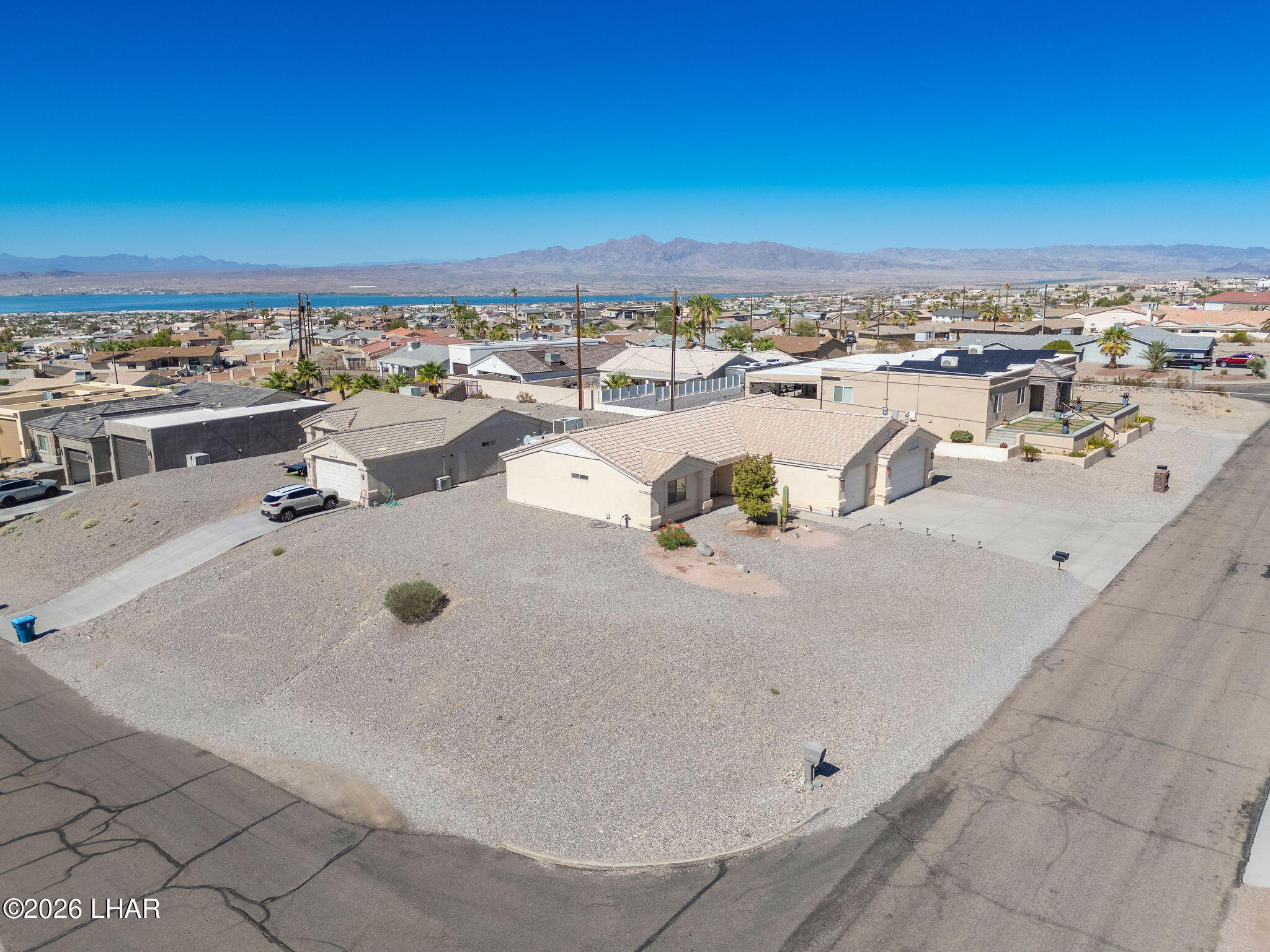 701 Desert View Dr