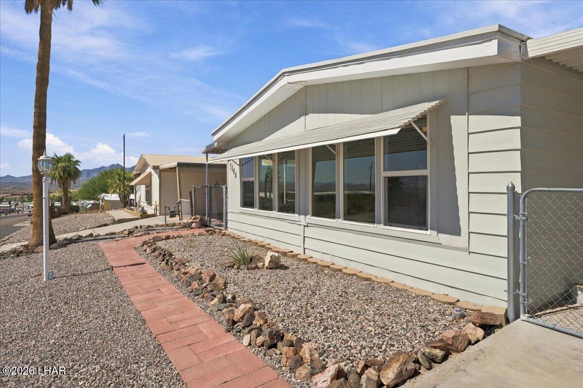 3104 E William Dr